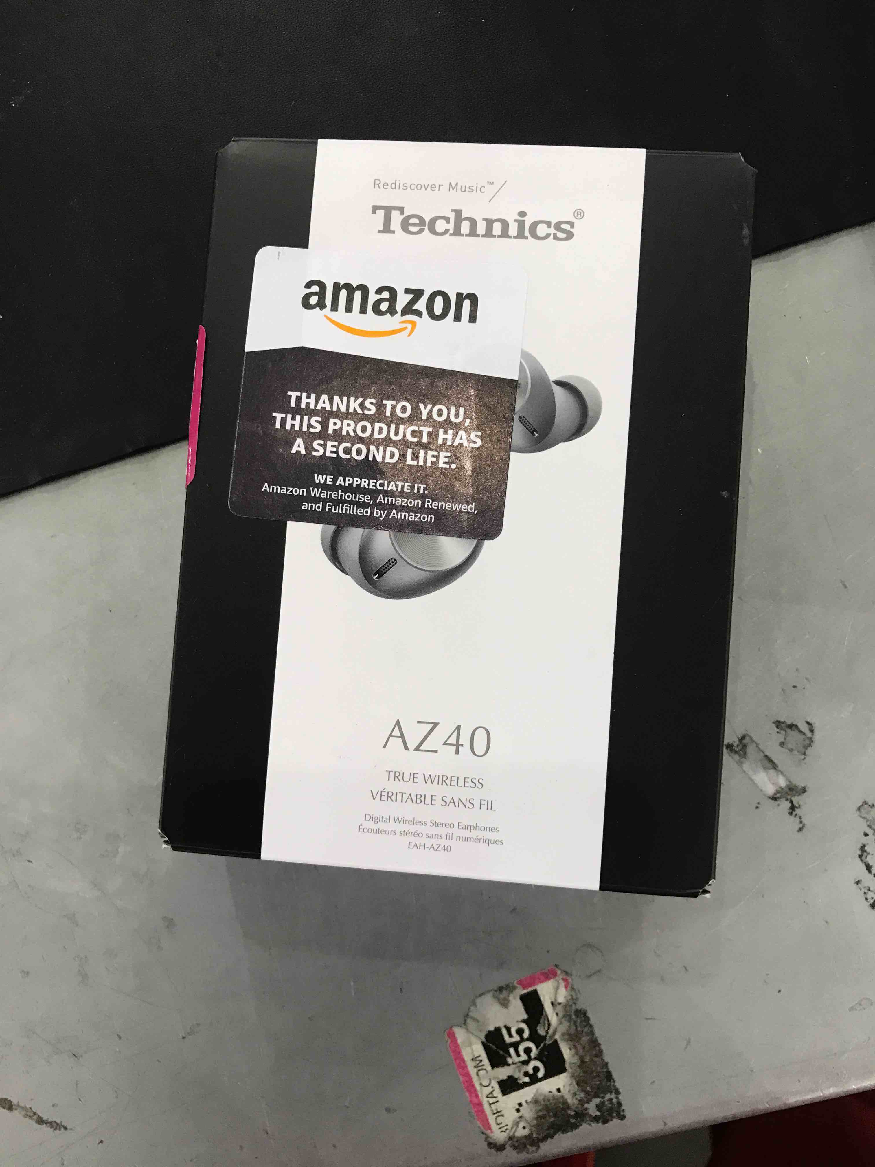 https://s3.amazonaws.com/lotting-images-prod/bidfta/EXS00291666_1688124616648.jpeg