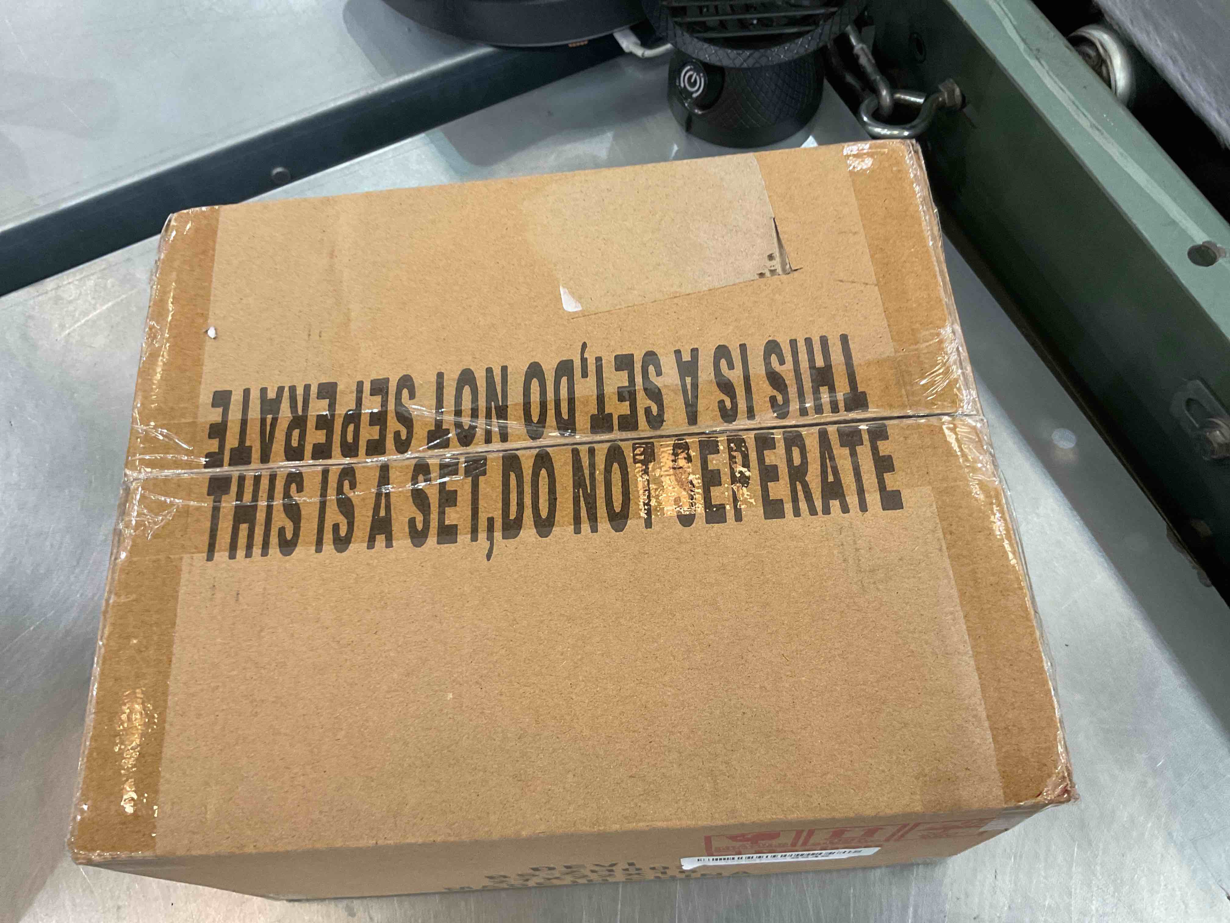 https://s3.amazonaws.com/lotting-images-prod/bidfta/EXS00292218_1686683164150.jpeg