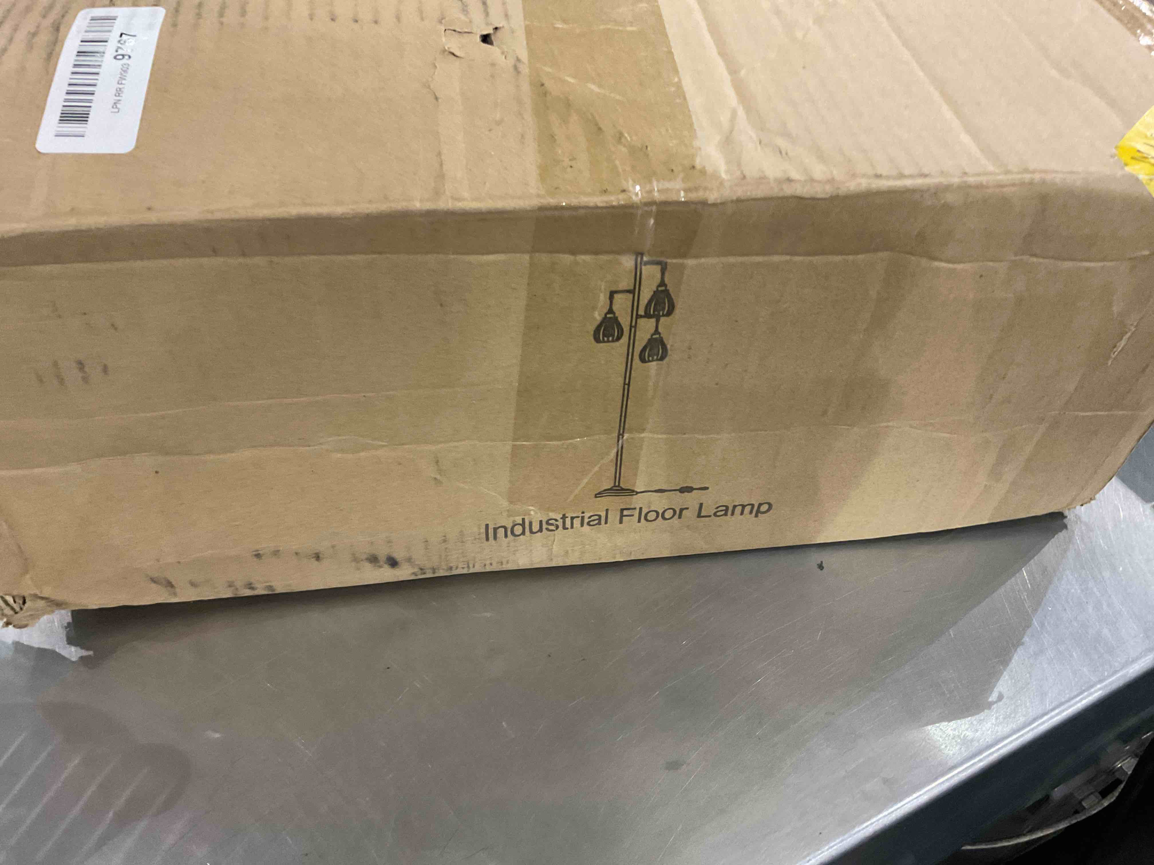 https://s3.amazonaws.com/lotting-images-prod/bidfta/EXS00292226_1686741151728.jpeg