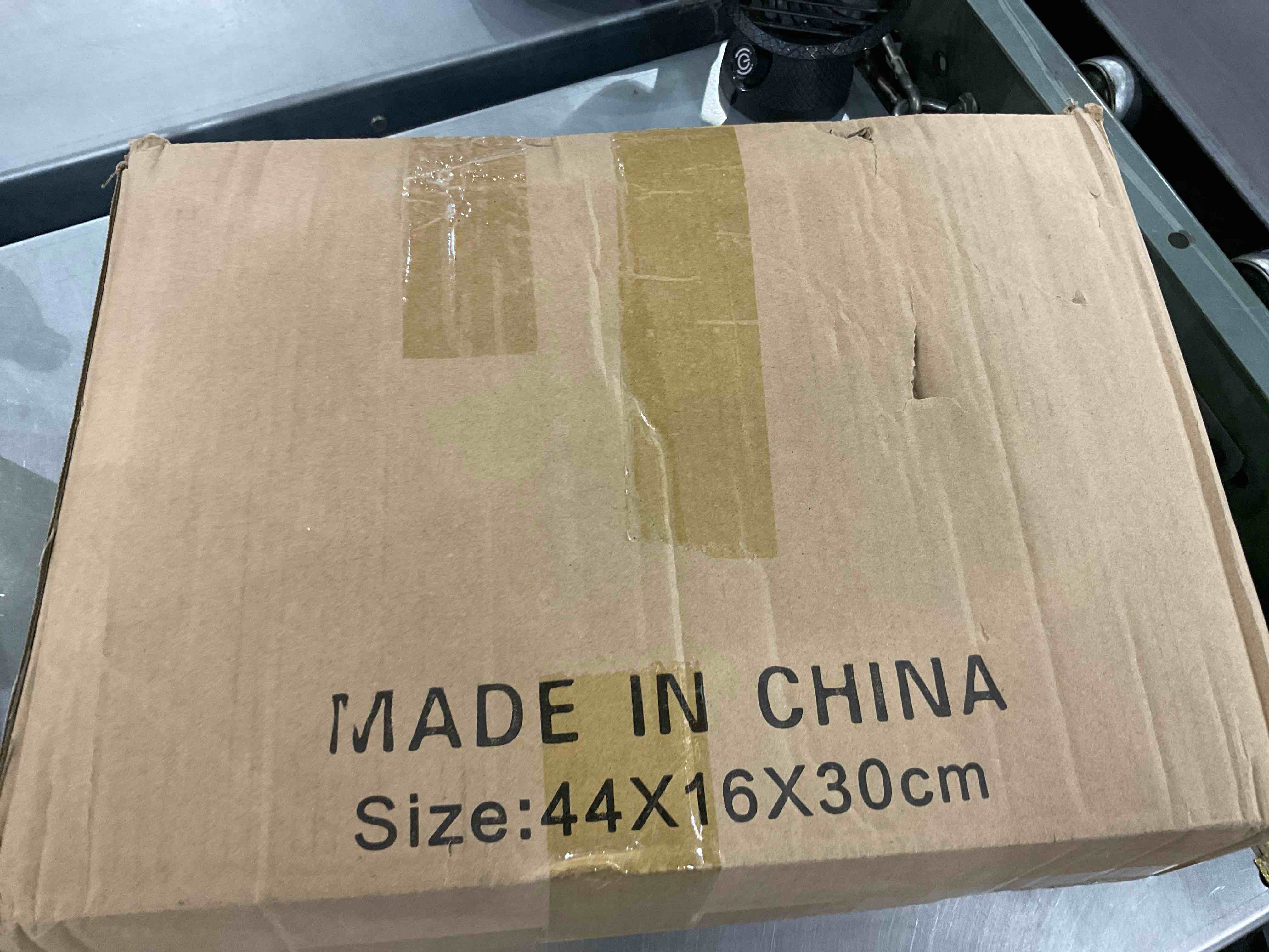 https://s3.amazonaws.com/lotting-images-prod/bidfta/EXS00292230_1686741697655.jpeg
