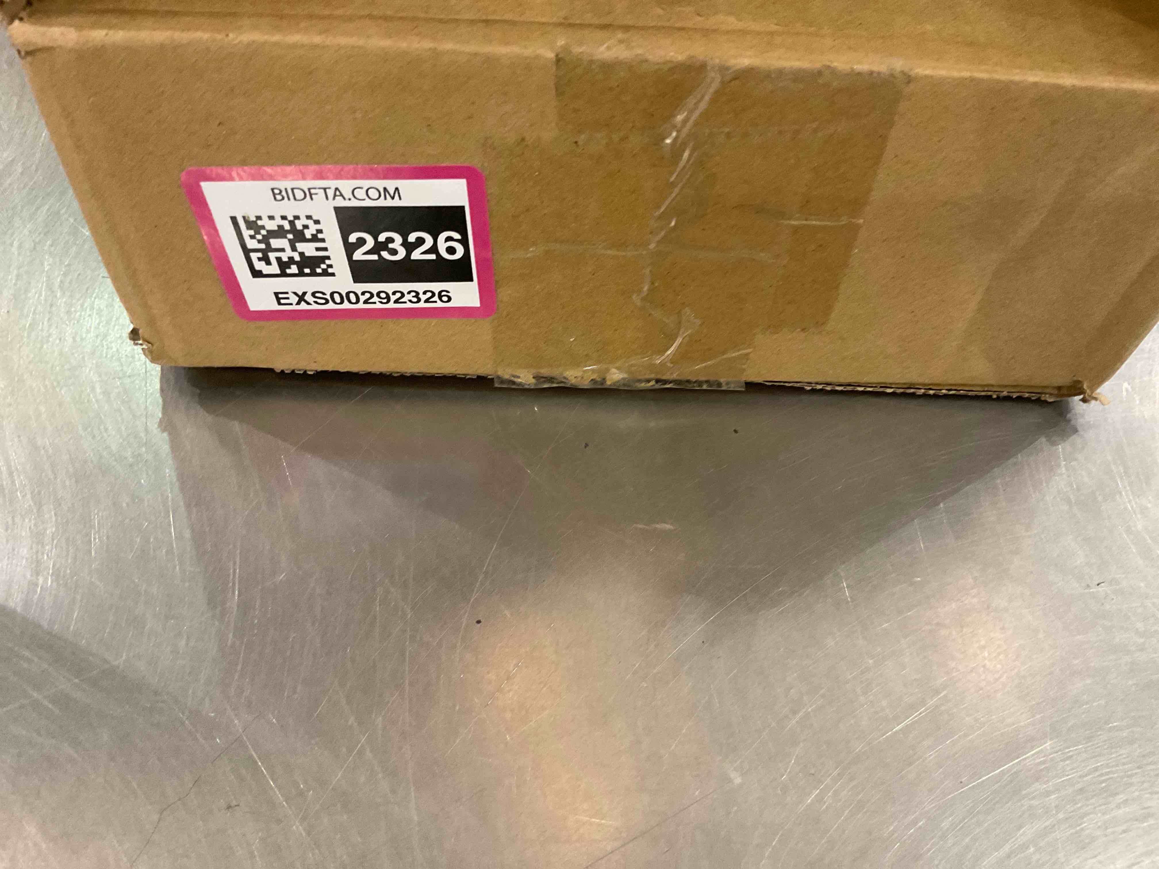 https://s3.amazonaws.com/lotting-images-prod/bidfta/EXS00292326_1686767360529.jpeg