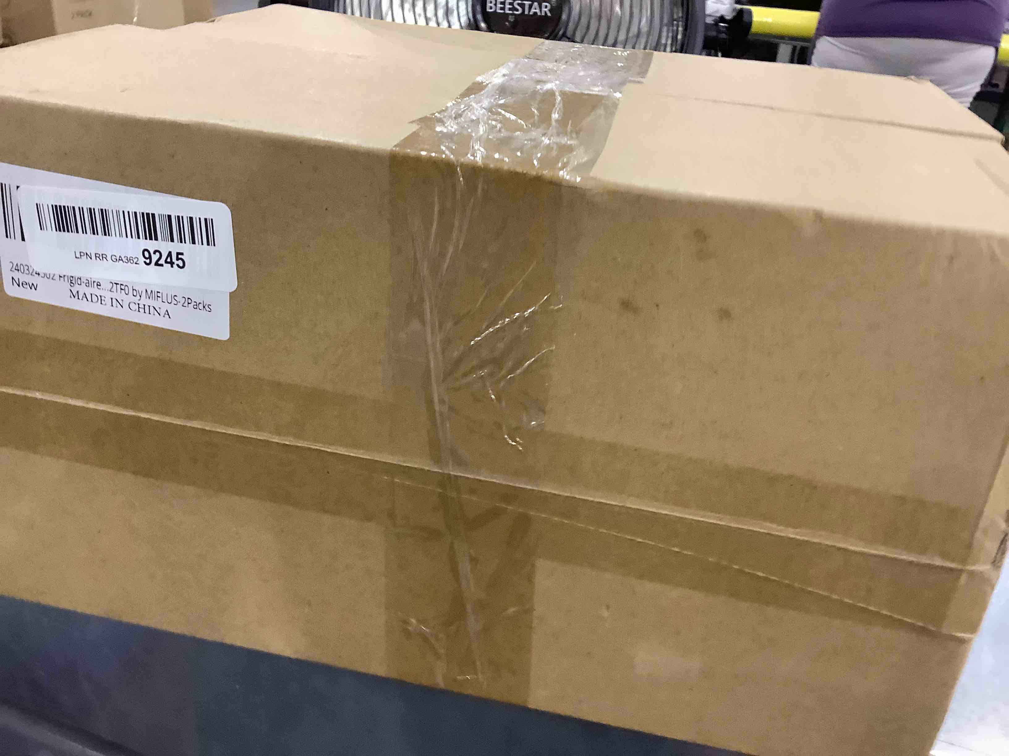 https://s3.amazonaws.com/lotting-images-prod/bidfta/EXS00293132_1686760585813.jpeg