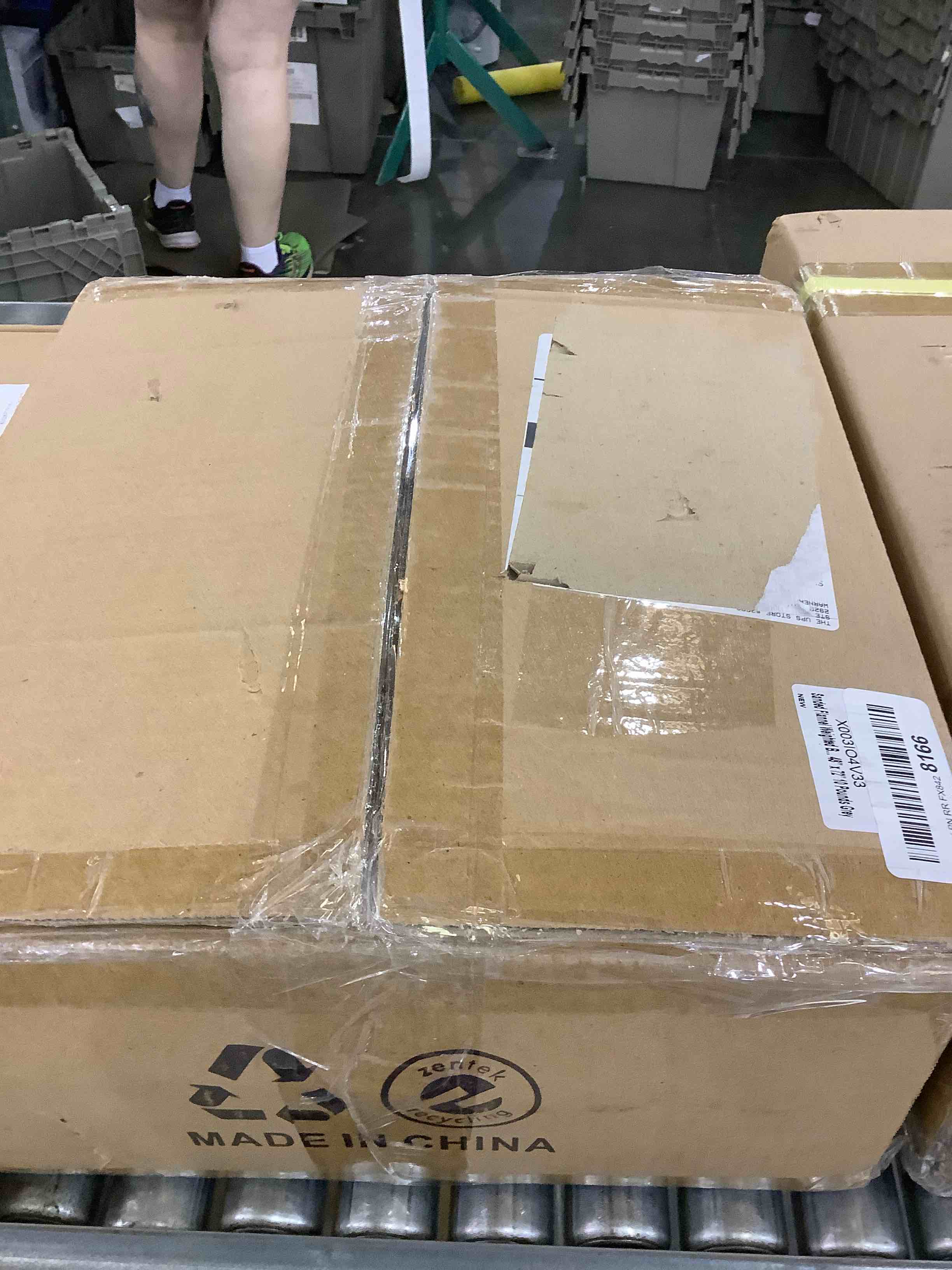 https://s3.amazonaws.com/lotting-images-prod/bidfta/EXS00293333_1686919410227.jpeg
