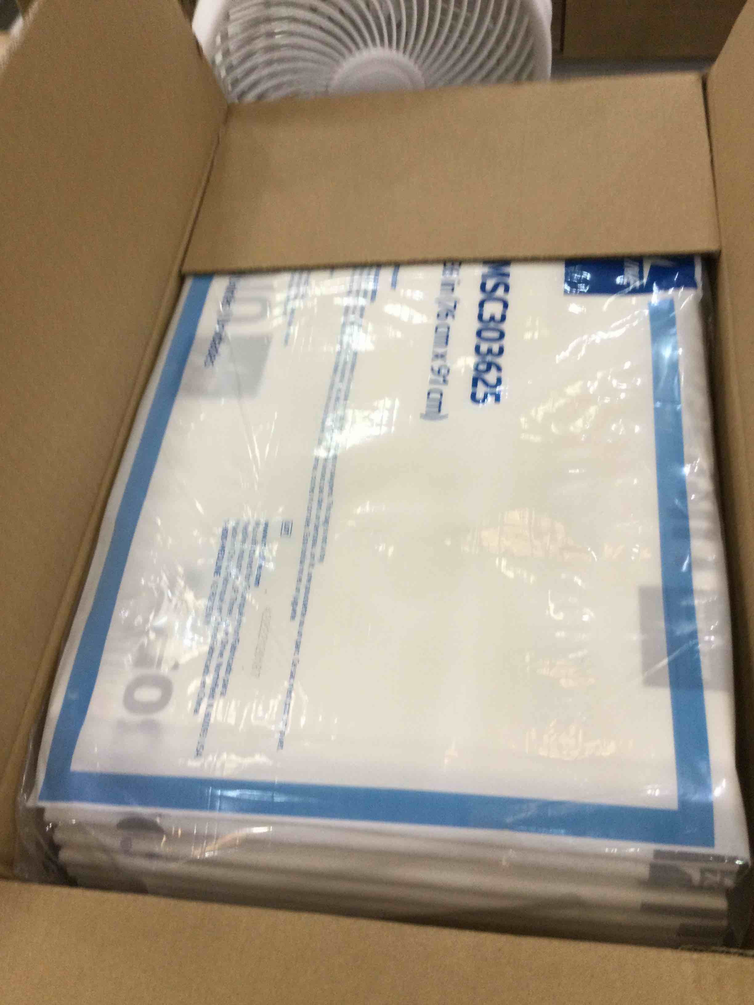 https://s3.amazonaws.com/lotting-images-prod/bidfta/EXS00293681_1687891886324.jpeg