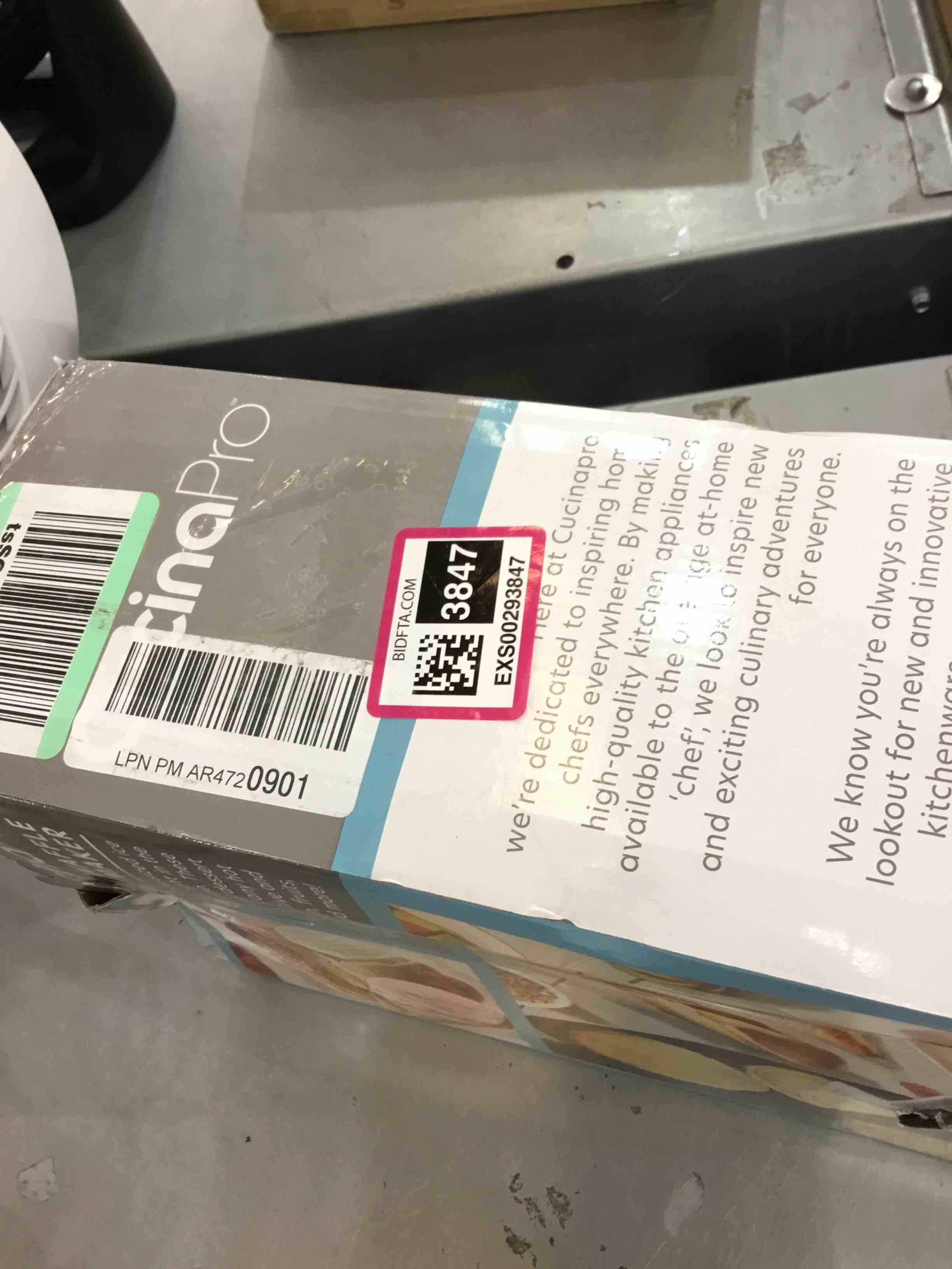 https://s3.amazonaws.com/lotting-images-prod/bidfta/EXS00293847_1689008557680.jpeg