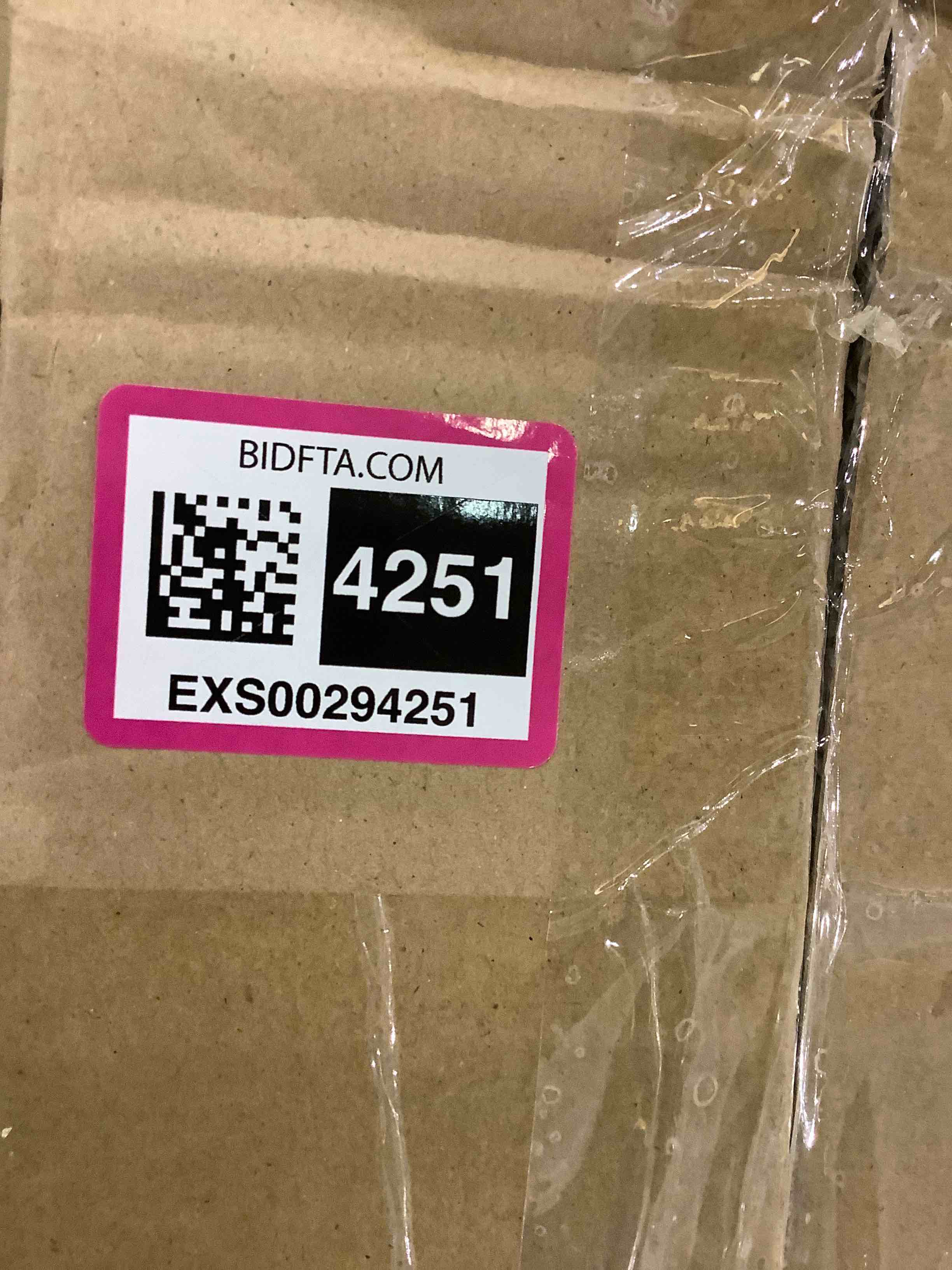 https://s3.amazonaws.com/lotting-images-prod/bidfta/EXS00294251_1686594441627.jpeg