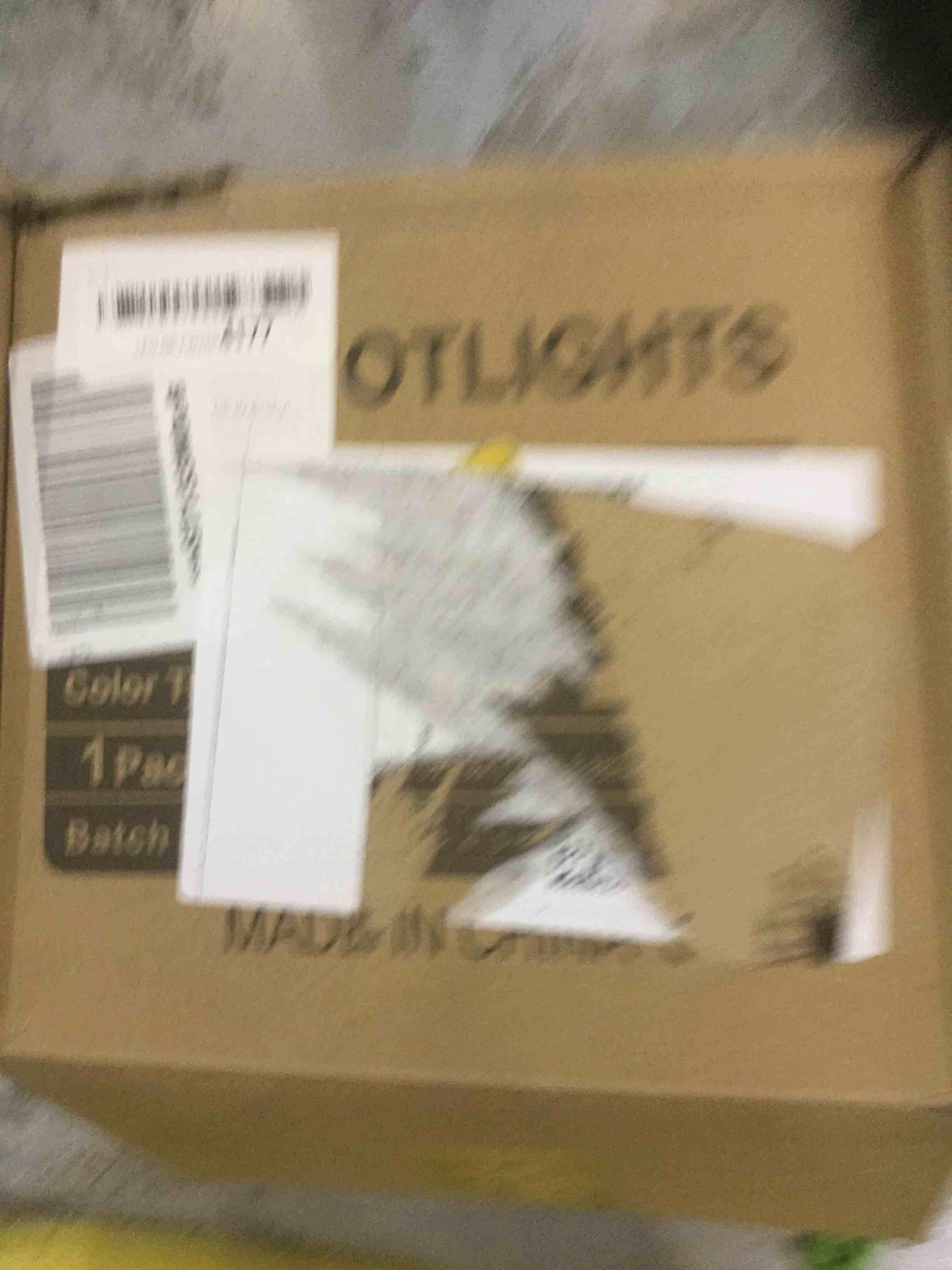 https://s3.amazonaws.com/lotting-images-prod/bidfta/EXS00294658_1688132685040.jpeg