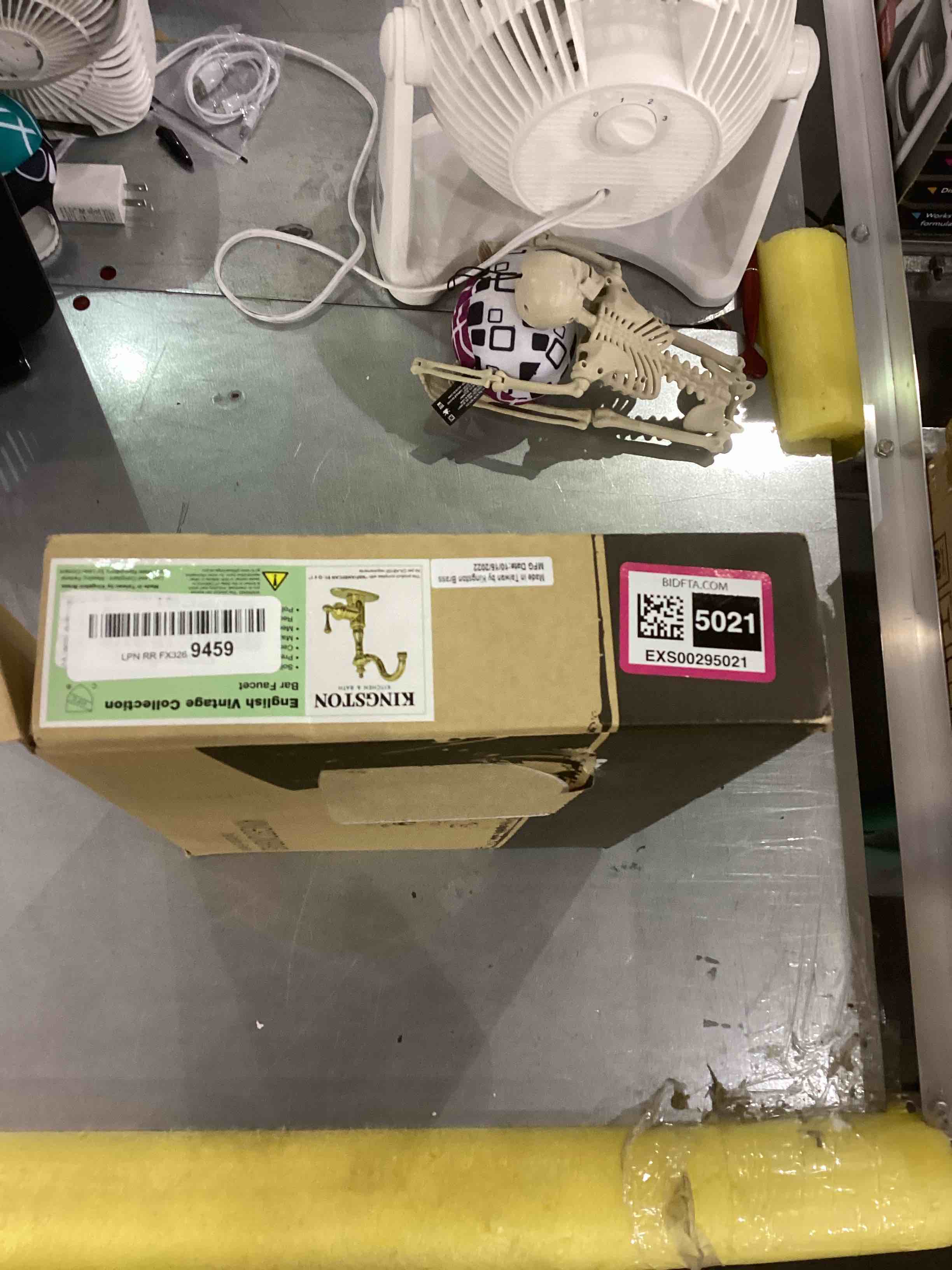 https://s3.amazonaws.com/lotting-images-prod/bidfta/EXS00295021_1686655499504.jpeg