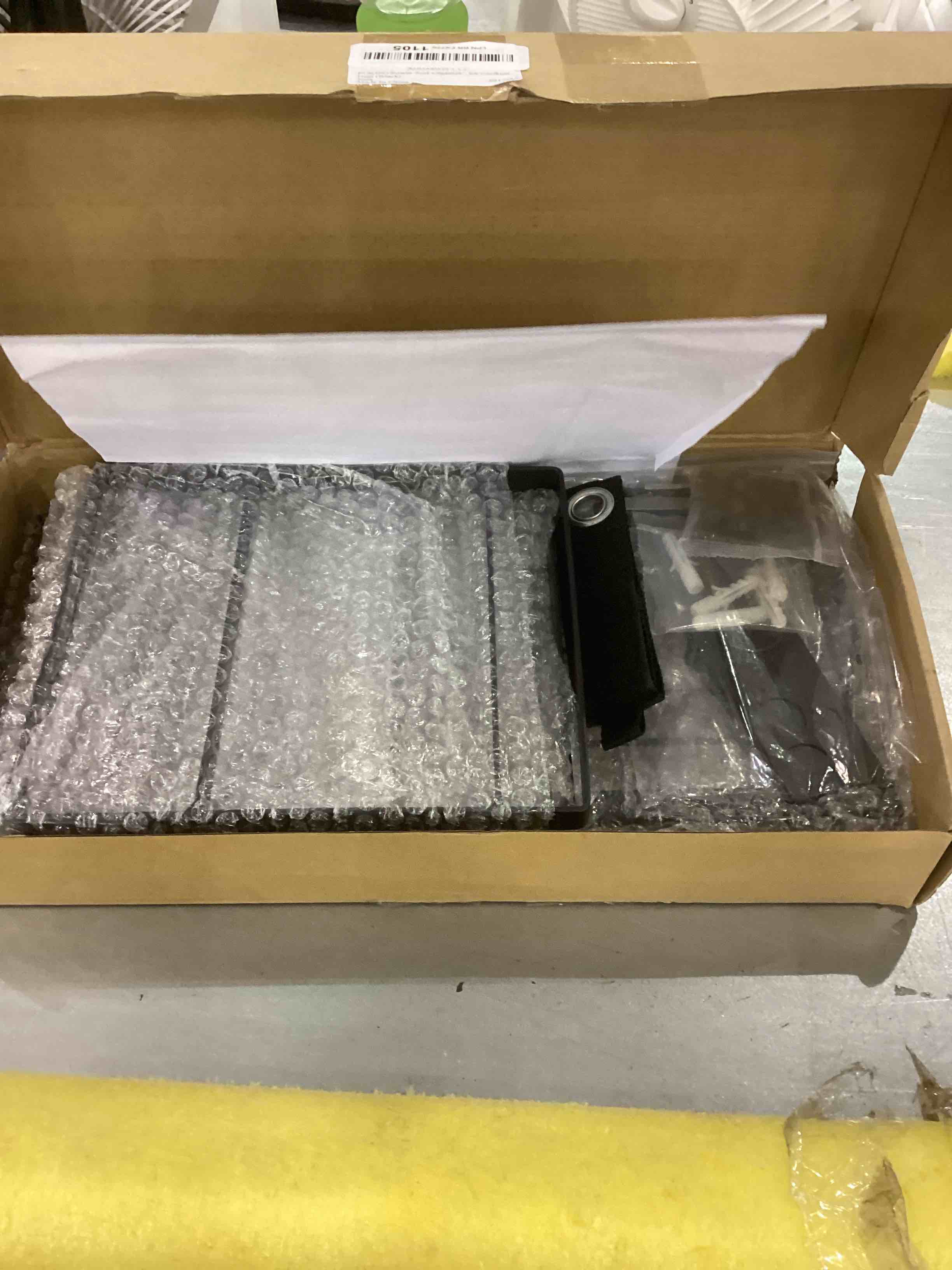 https://s3.amazonaws.com/lotting-images-prod/bidfta/EXS00295284_1686743237237.jpeg