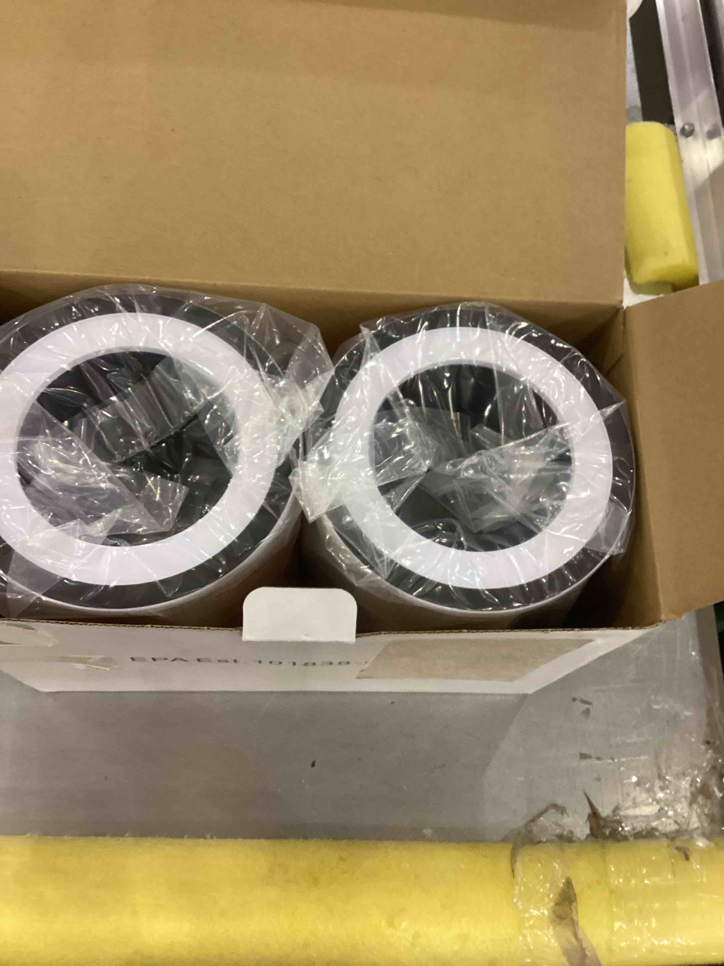 https://s3.amazonaws.com/lotting-images-prod/bidfta/EXS00295323_1686746821890.jpeg