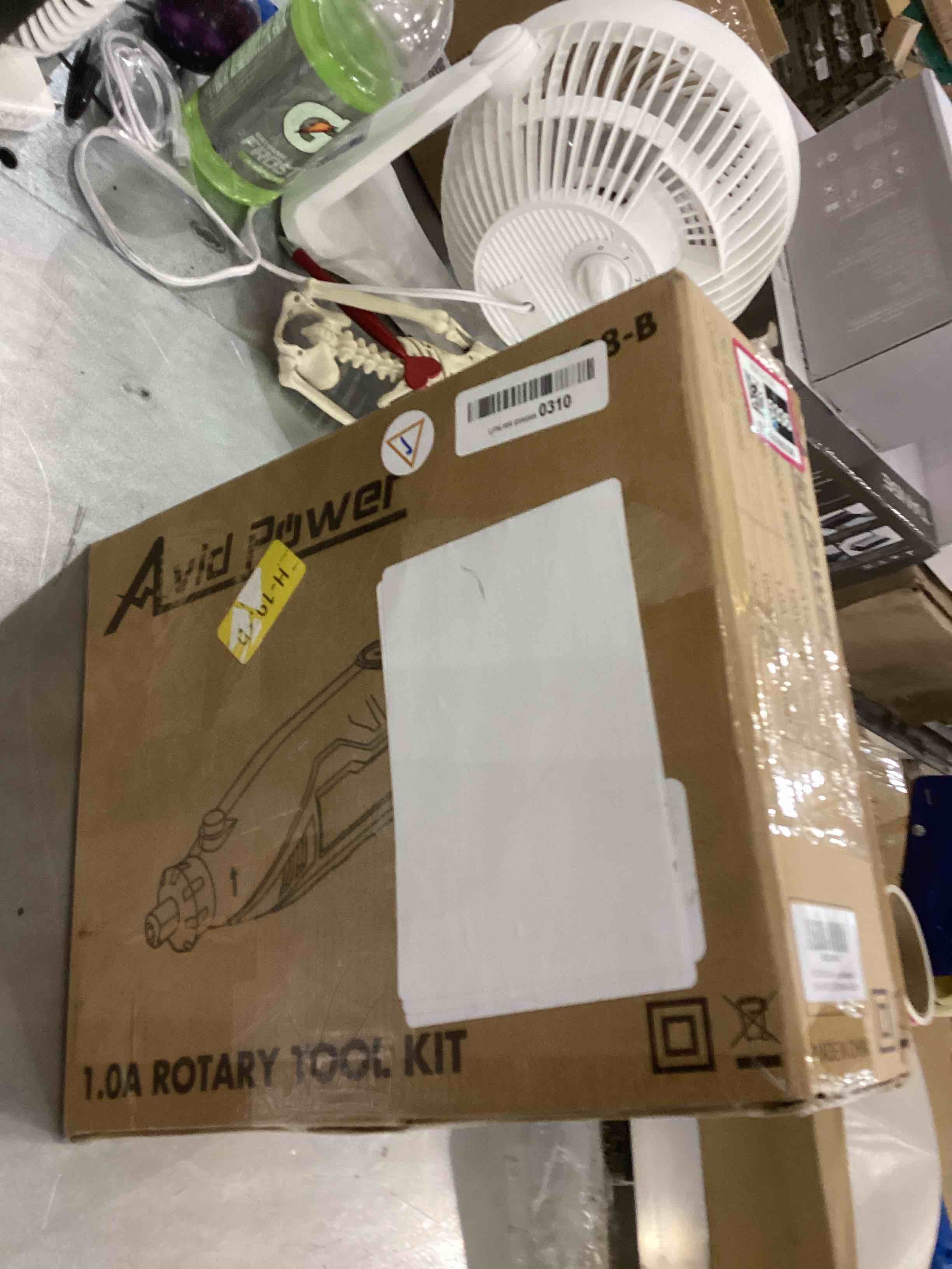 https://s3.amazonaws.com/lotting-images-prod/bidfta/EXS00295336_1686749318548.jpeg