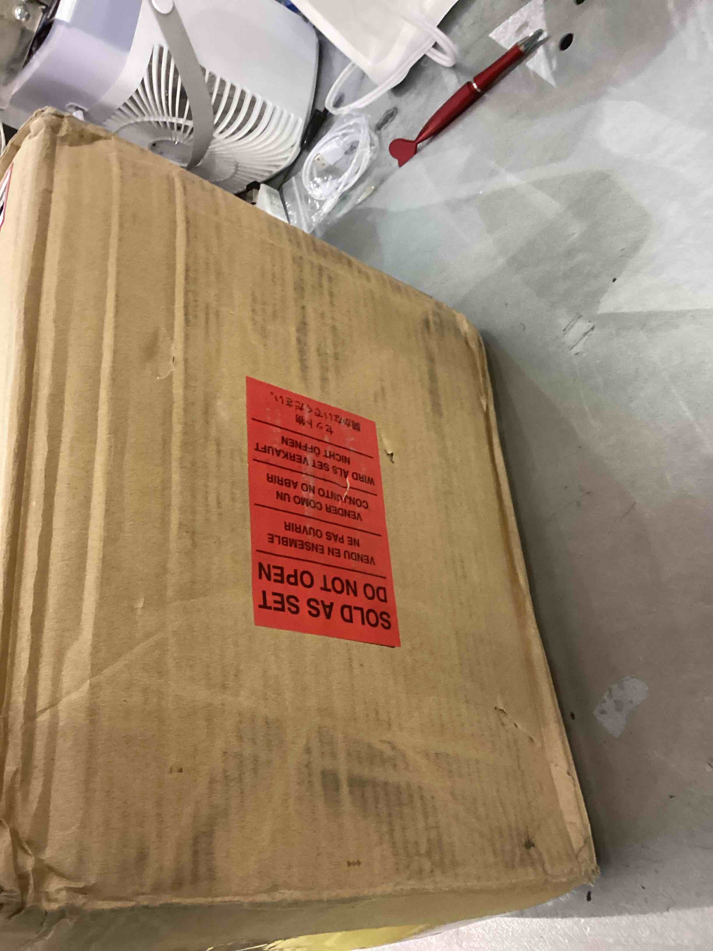 https://s3.amazonaws.com/lotting-images-prod/bidfta/EXS00295498_1686833407223.jpeg