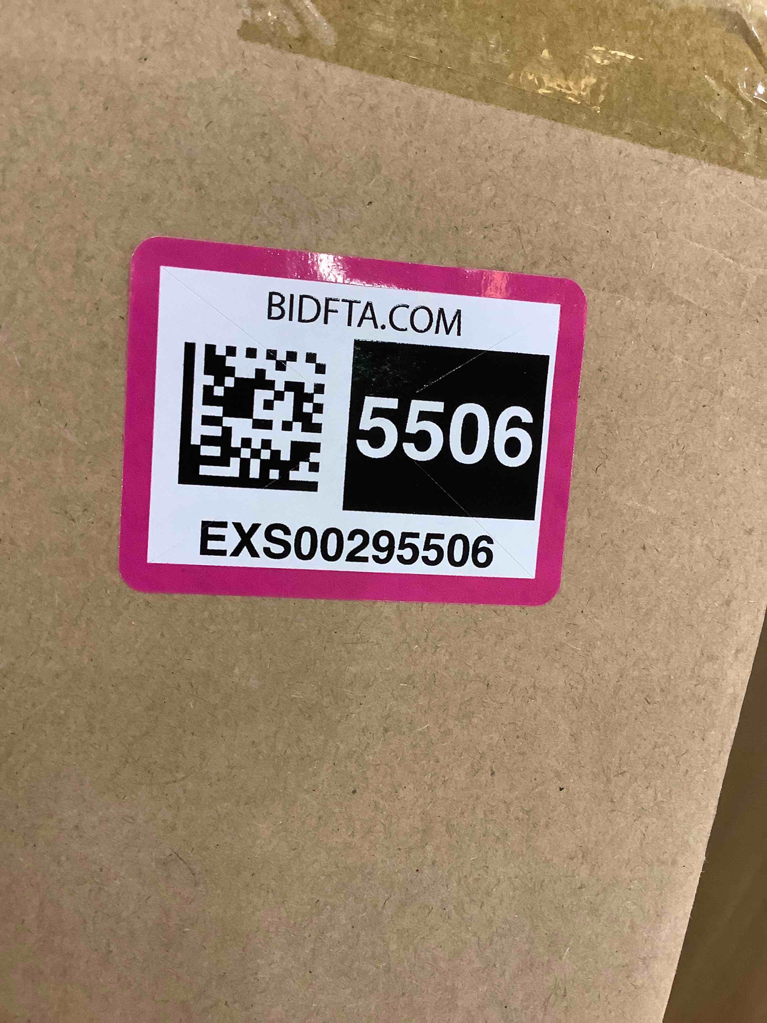 https://s3.amazonaws.com/lotting-images-prod/bidfta/EXS00295506_1686832924905.jpeg