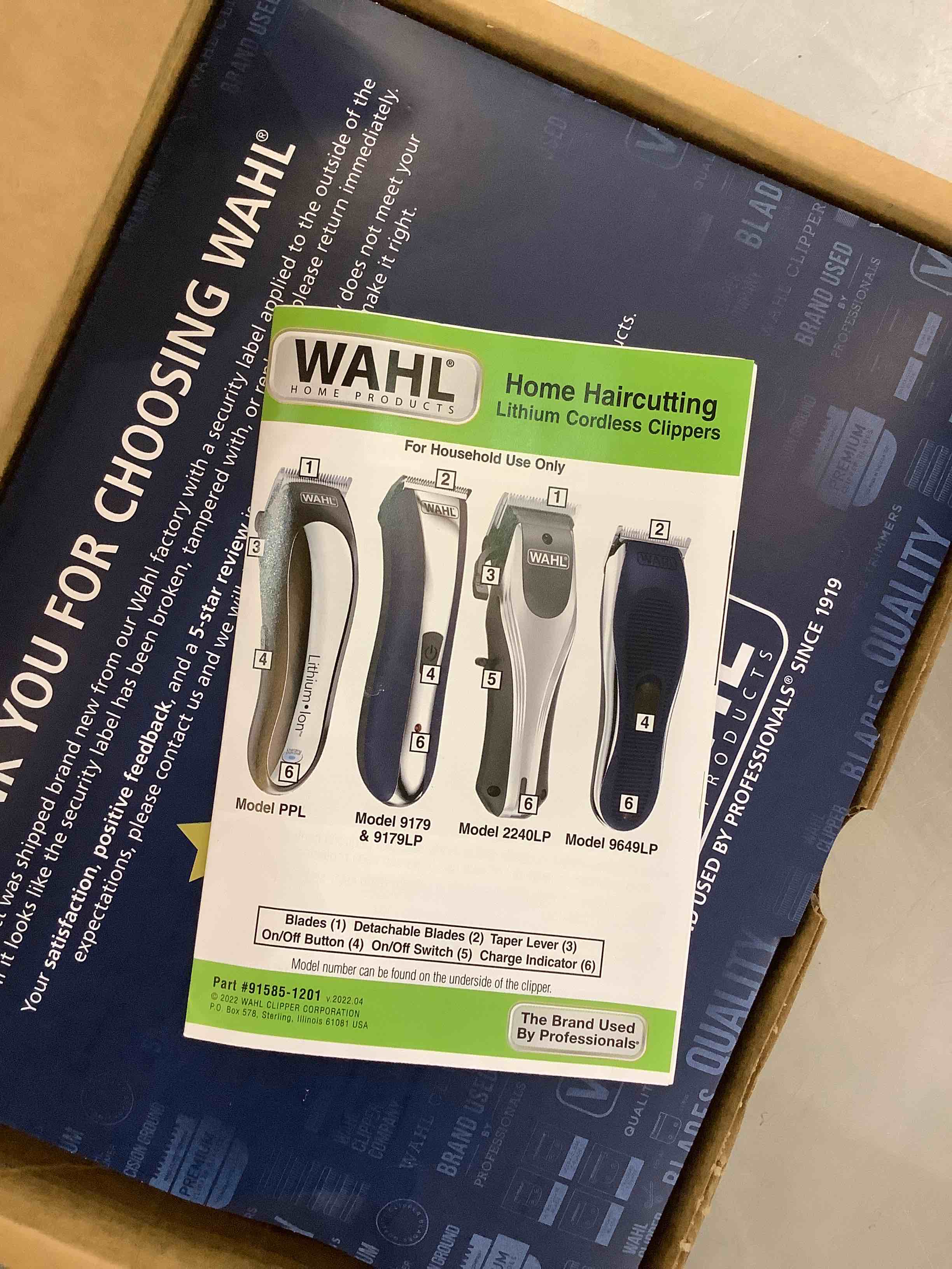 Wahl Clipper Lithium-Ion Cordless Haircutting Kit - Rechargeable Grooming and Trimming Kit with 12 Guide Combs for Haircutting and Large Beard Trimming - Model 79608