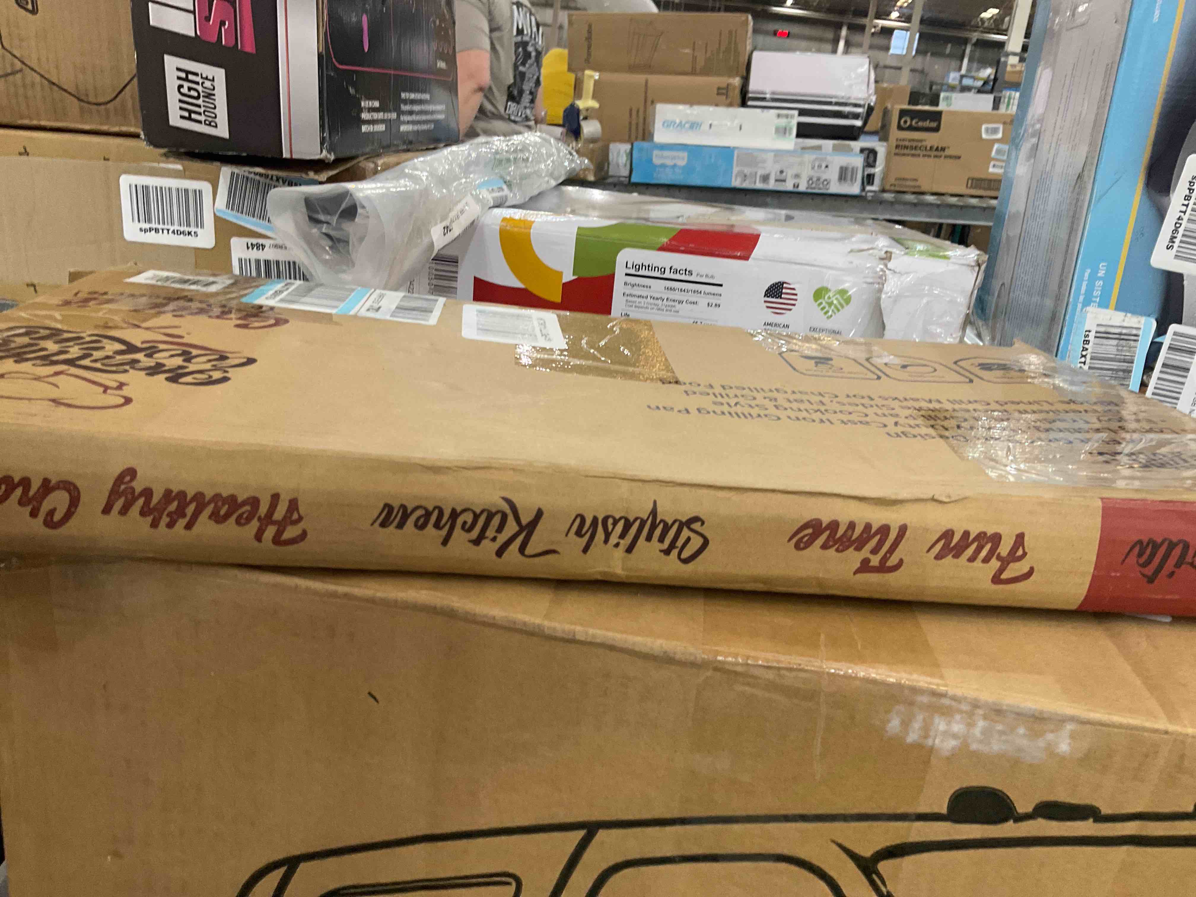 https://s3.amazonaws.com/lotting-images-prod/bidfta/EXS00296127_1686317435847.jpeg