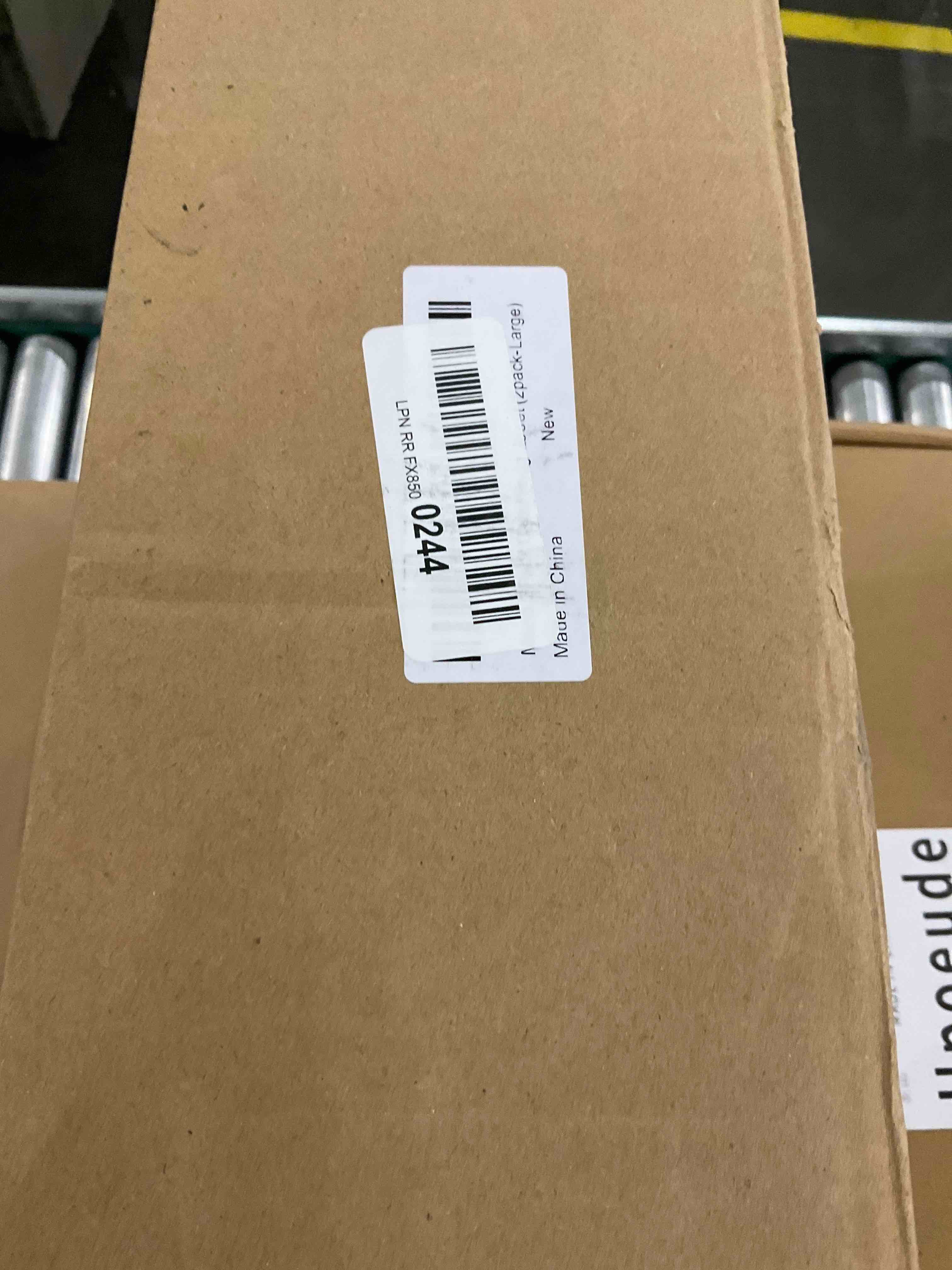 https://s3.amazonaws.com/lotting-images-prod/bidfta/EXS00296361_1686593735642.jpeg