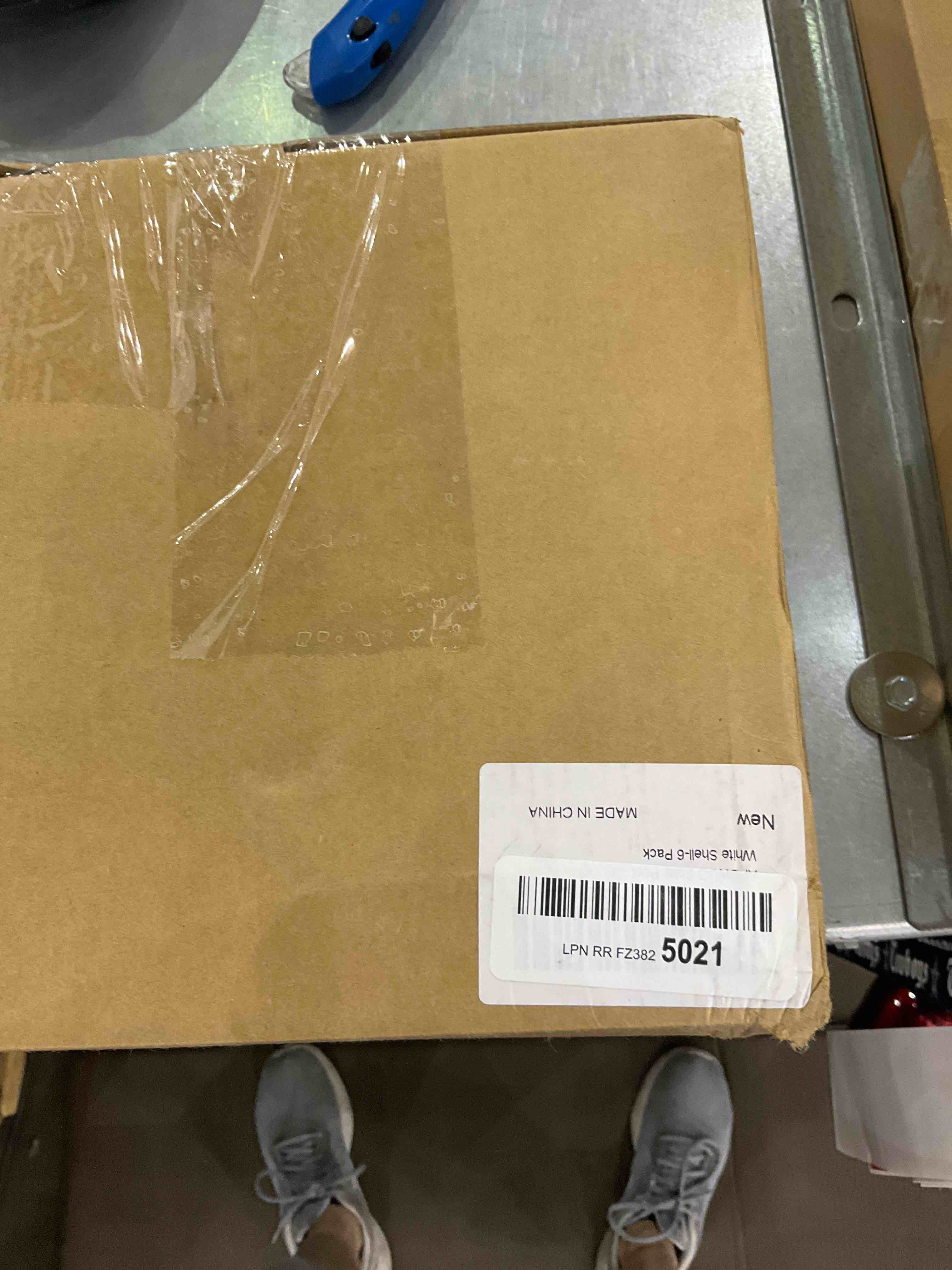 https://s3.amazonaws.com/lotting-images-prod/bidfta/EXS00296381_1686655111008.jpeg