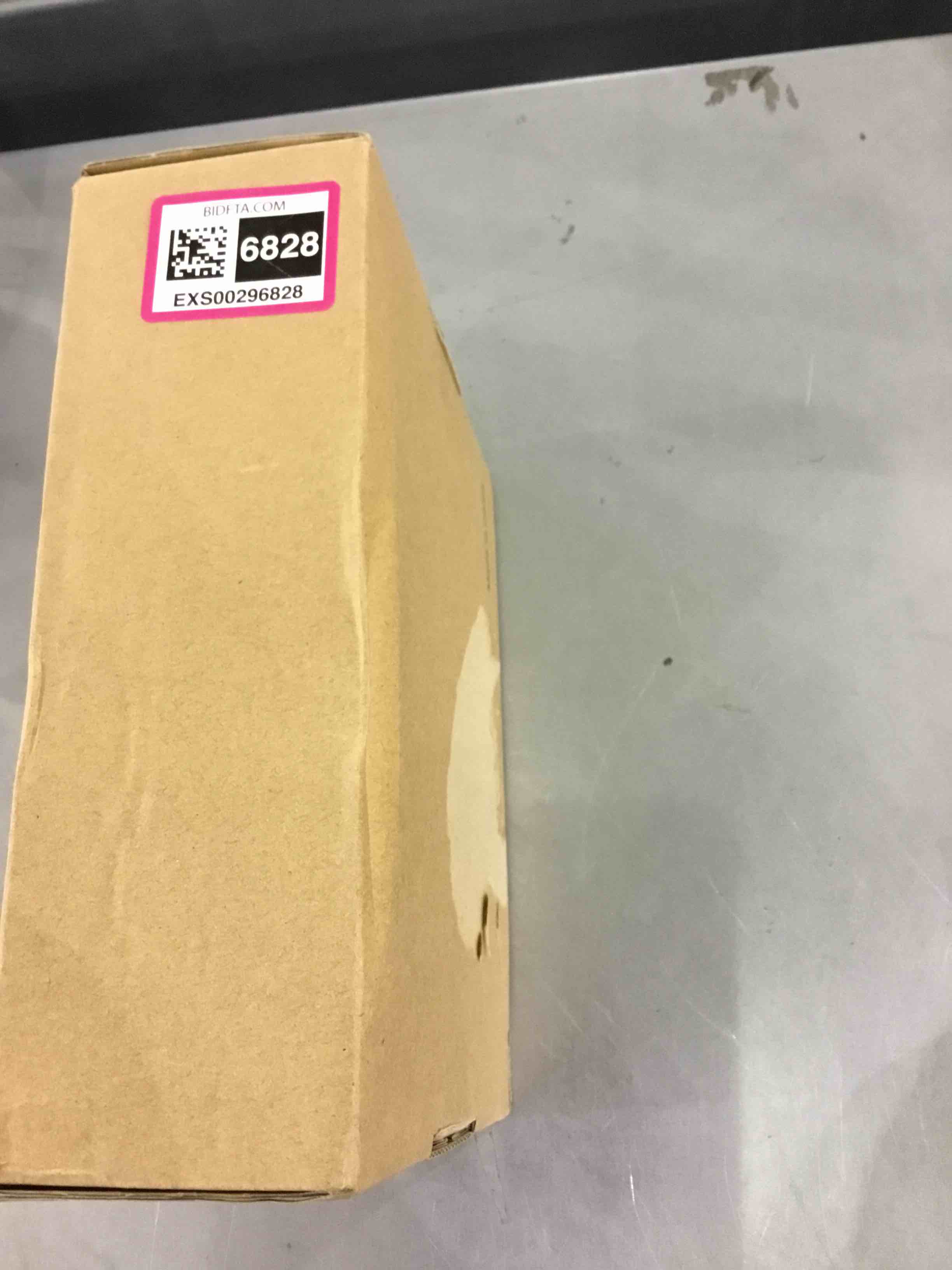 https://s3.amazonaws.com/lotting-images-prod/bidfta/EXS00296828_1686568730396.jpeg