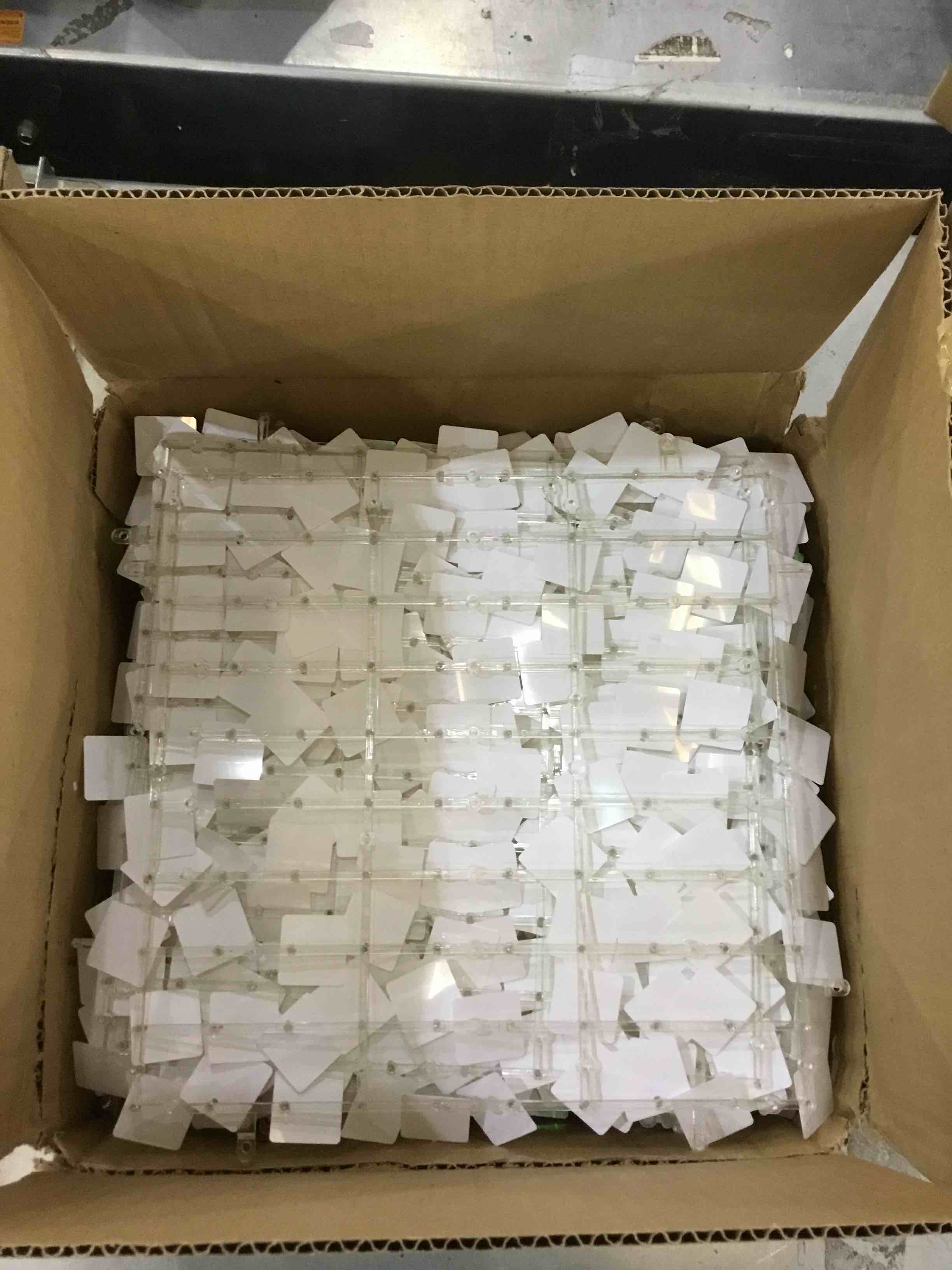 https://s3.amazonaws.com/lotting-images-prod/bidfta/EXS00297250_1686764247168.jpeg