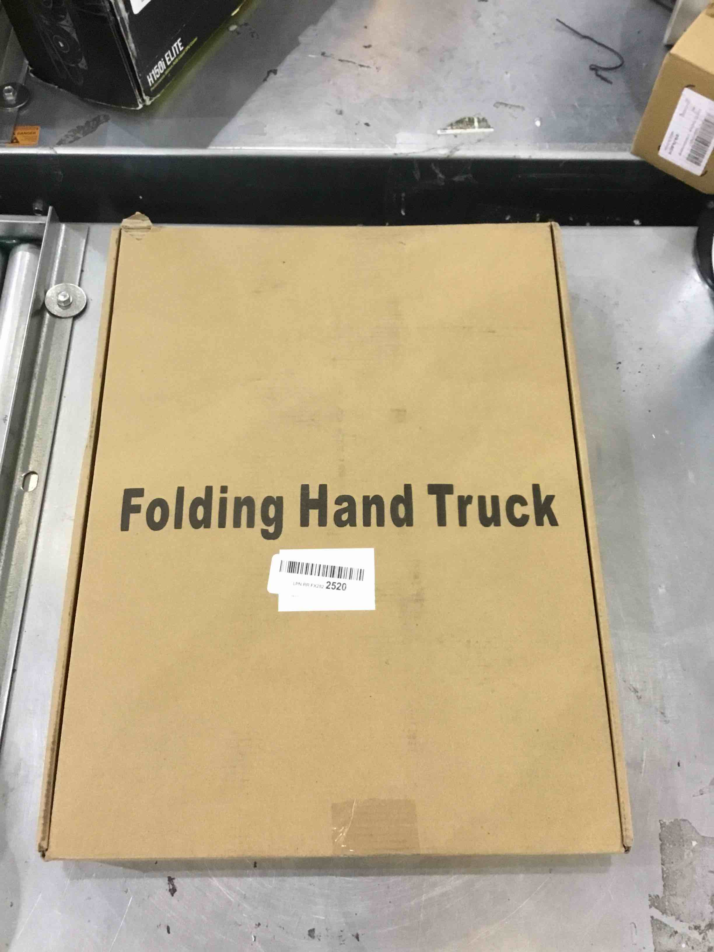 https://s3.amazonaws.com/lotting-images-prod/bidfta/EXS00297252_1686764370468.jpeg