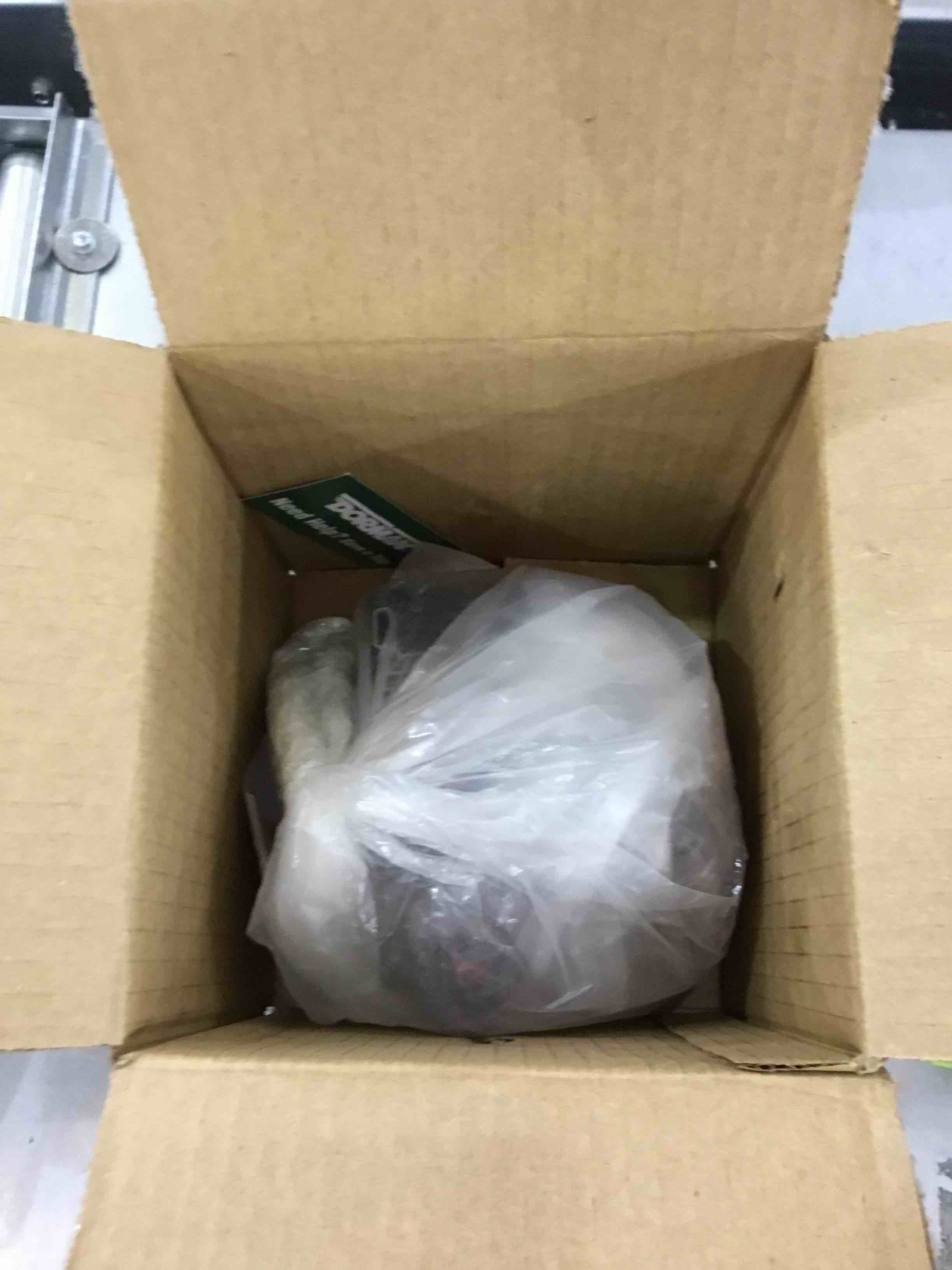 https://s3.amazonaws.com/lotting-images-prod/bidfta/EXS00297497_1686919701149.jpeg