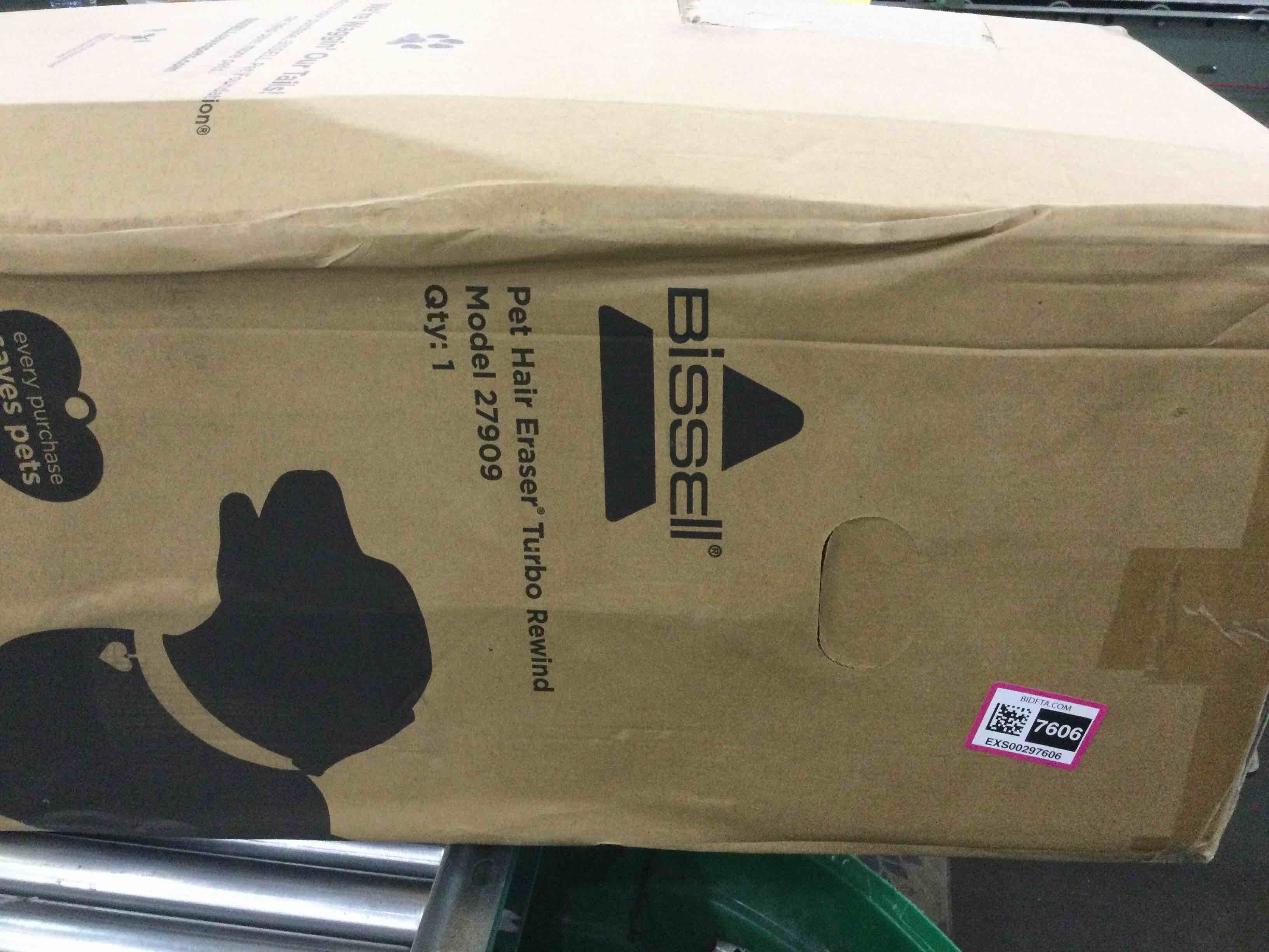 https://s3.amazonaws.com/lotting-images-prod/bidfta/EXS00297606_1687373760575.jpeg