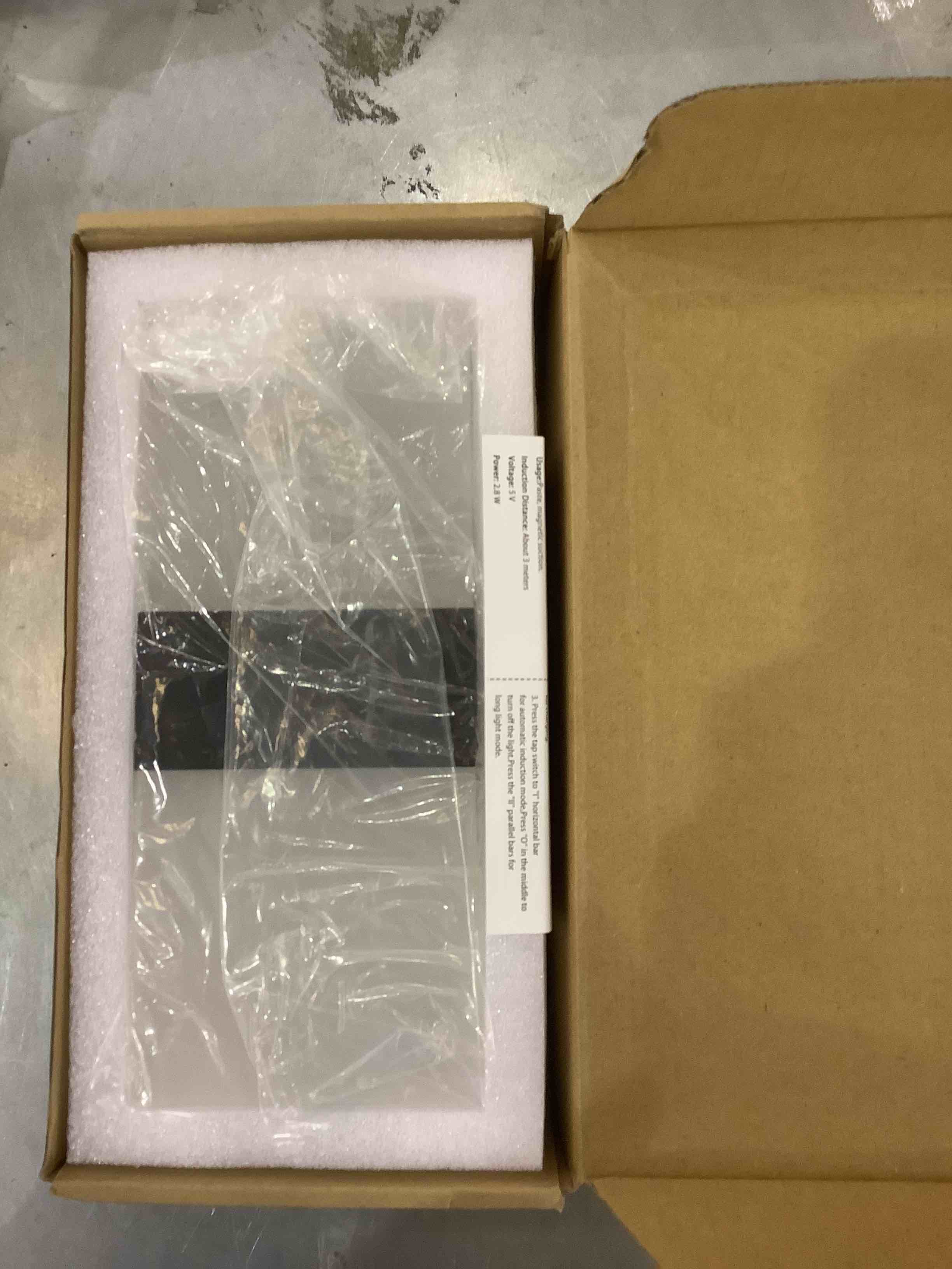https://s3.amazonaws.com/lotting-images-prod/bidfta/EXS00298078_1686746920601.jpeg
