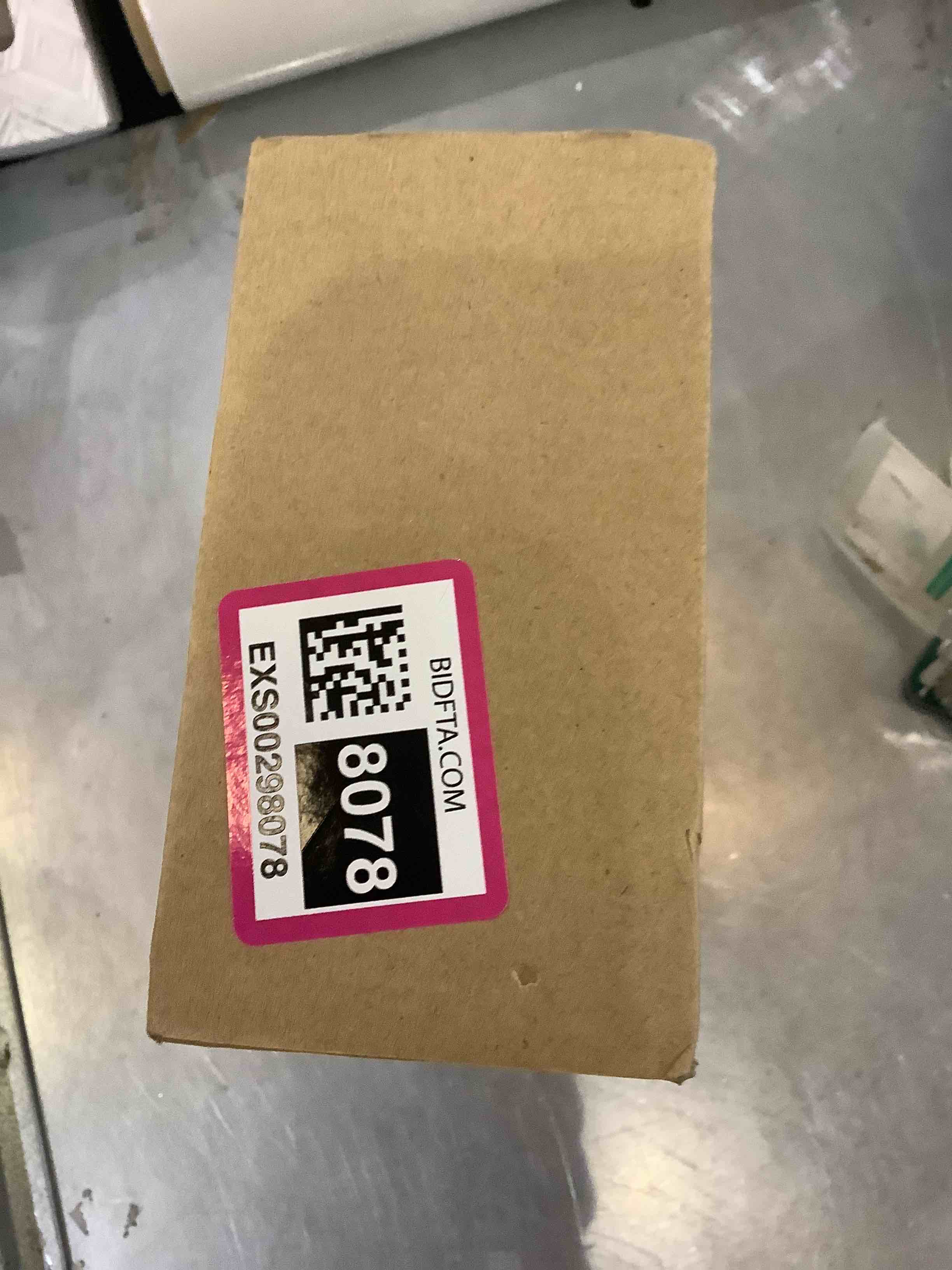 https://s3.amazonaws.com/lotting-images-prod/bidfta/EXS00298078_1686746941959.jpeg