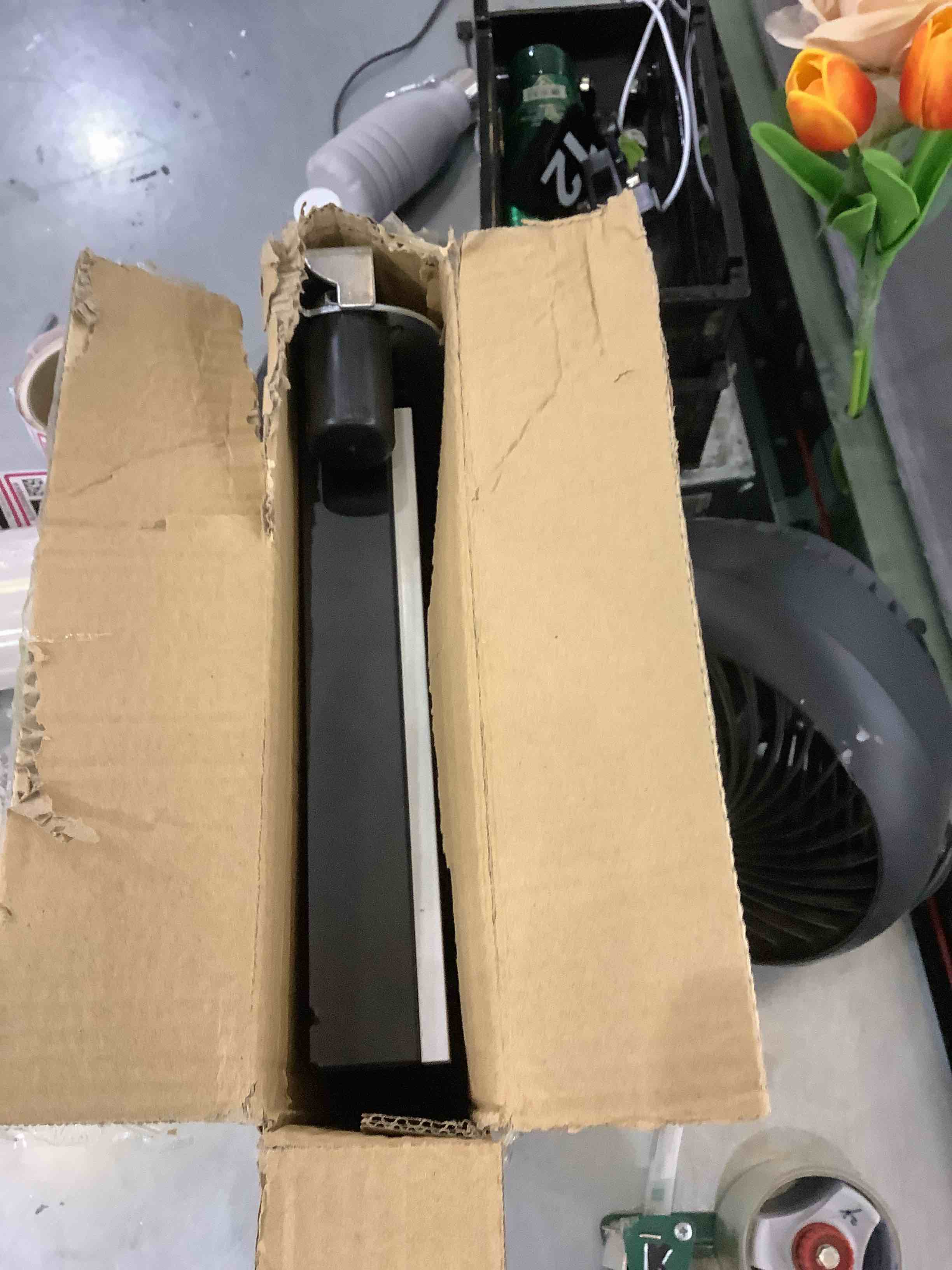 https://s3.amazonaws.com/lotting-images-prod/bidfta/EXS00298153_1686768332051.jpeg