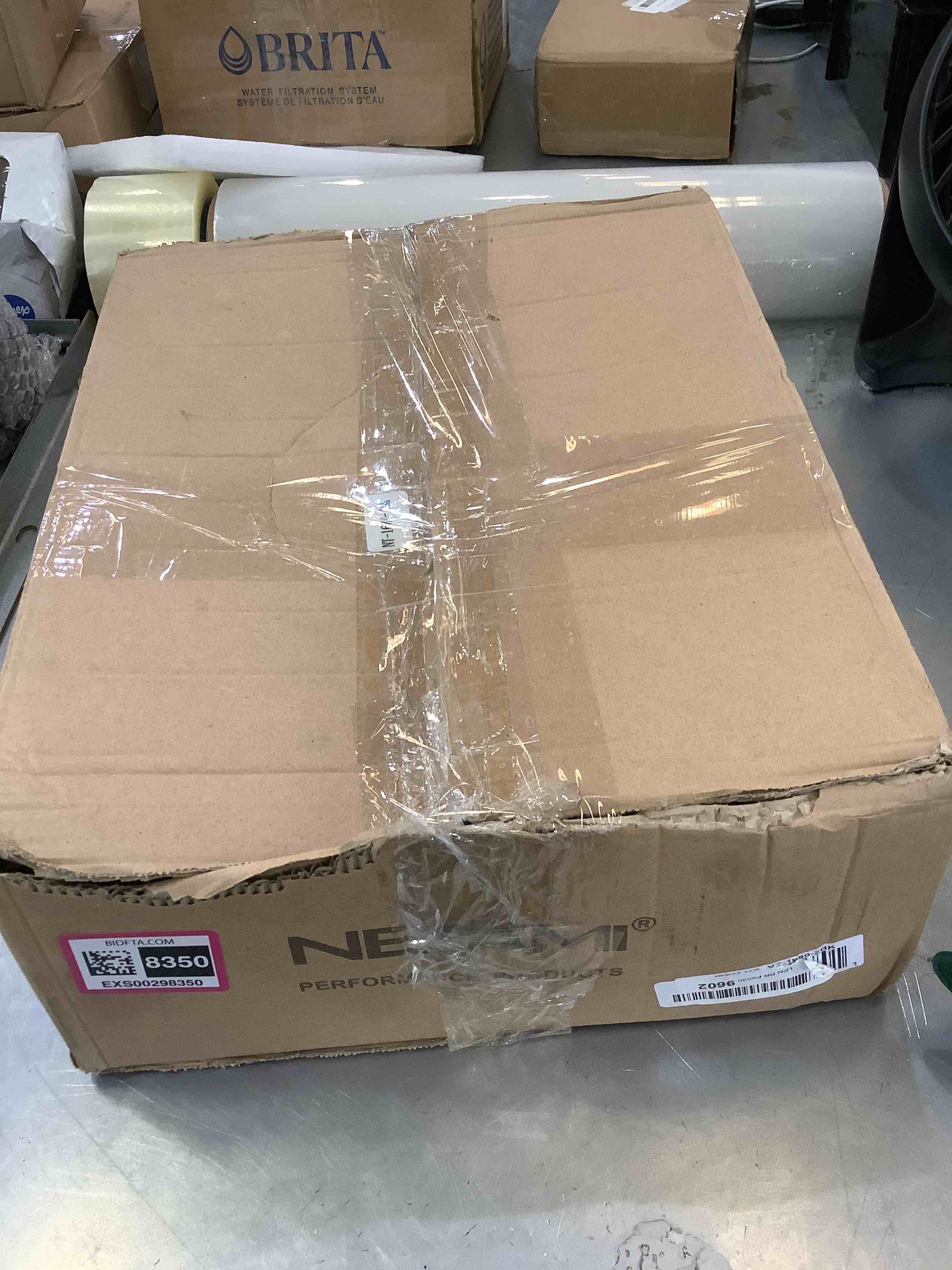 https://s3.amazonaws.com/lotting-images-prod/bidfta/EXS00298350_1686940979948.jpeg