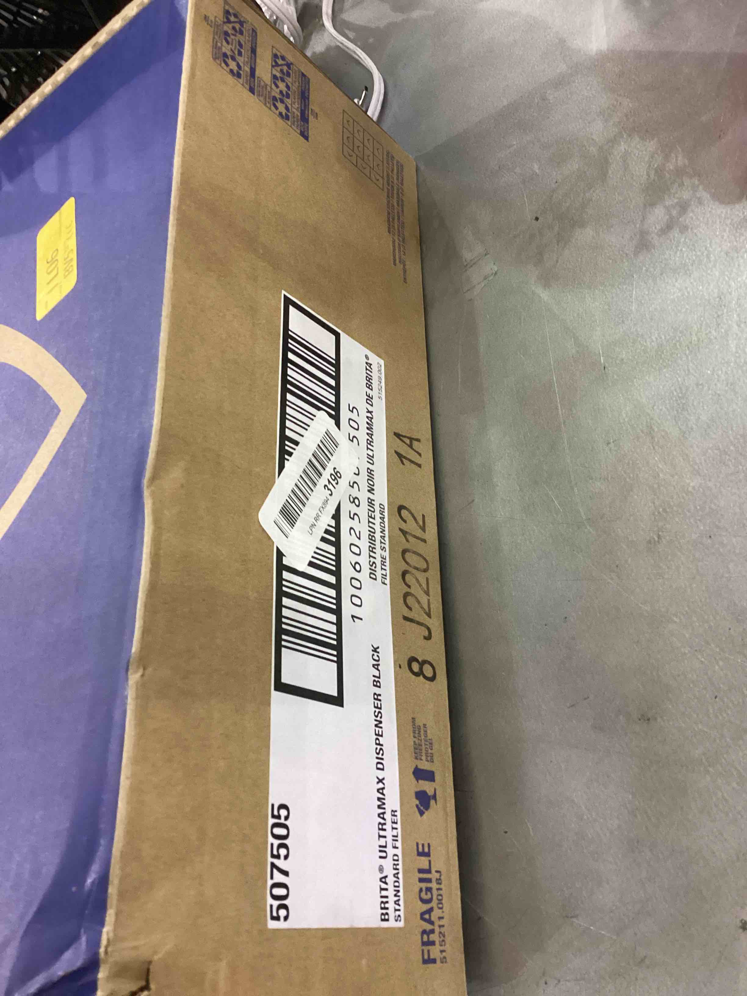 https://s3.amazonaws.com/lotting-images-prod/bidfta/EXS00299091_1687184589443.jpeg