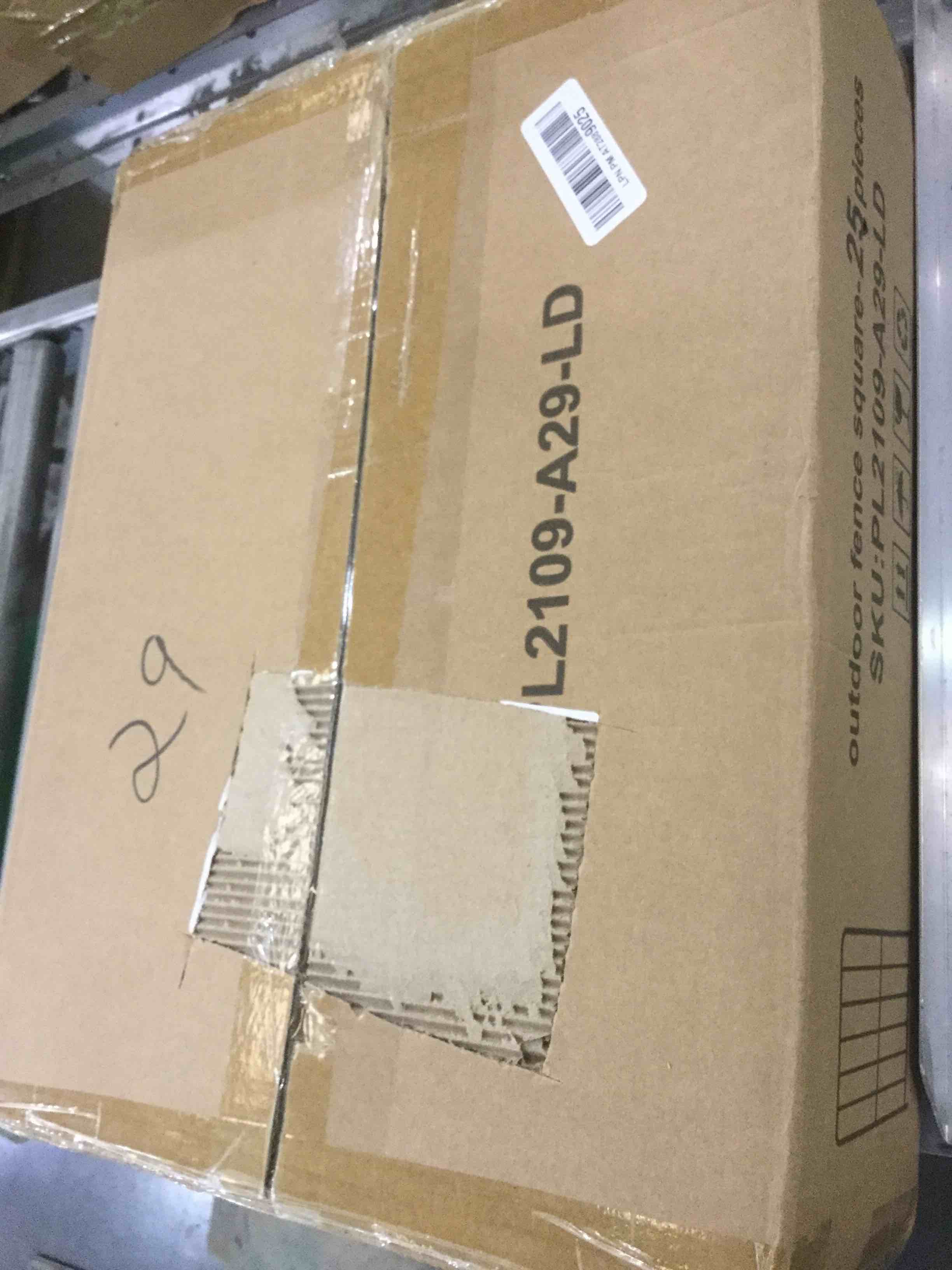 https://s3.amazonaws.com/lotting-images-prod/bidfta/EXS00299900_1687442943224.jpeg