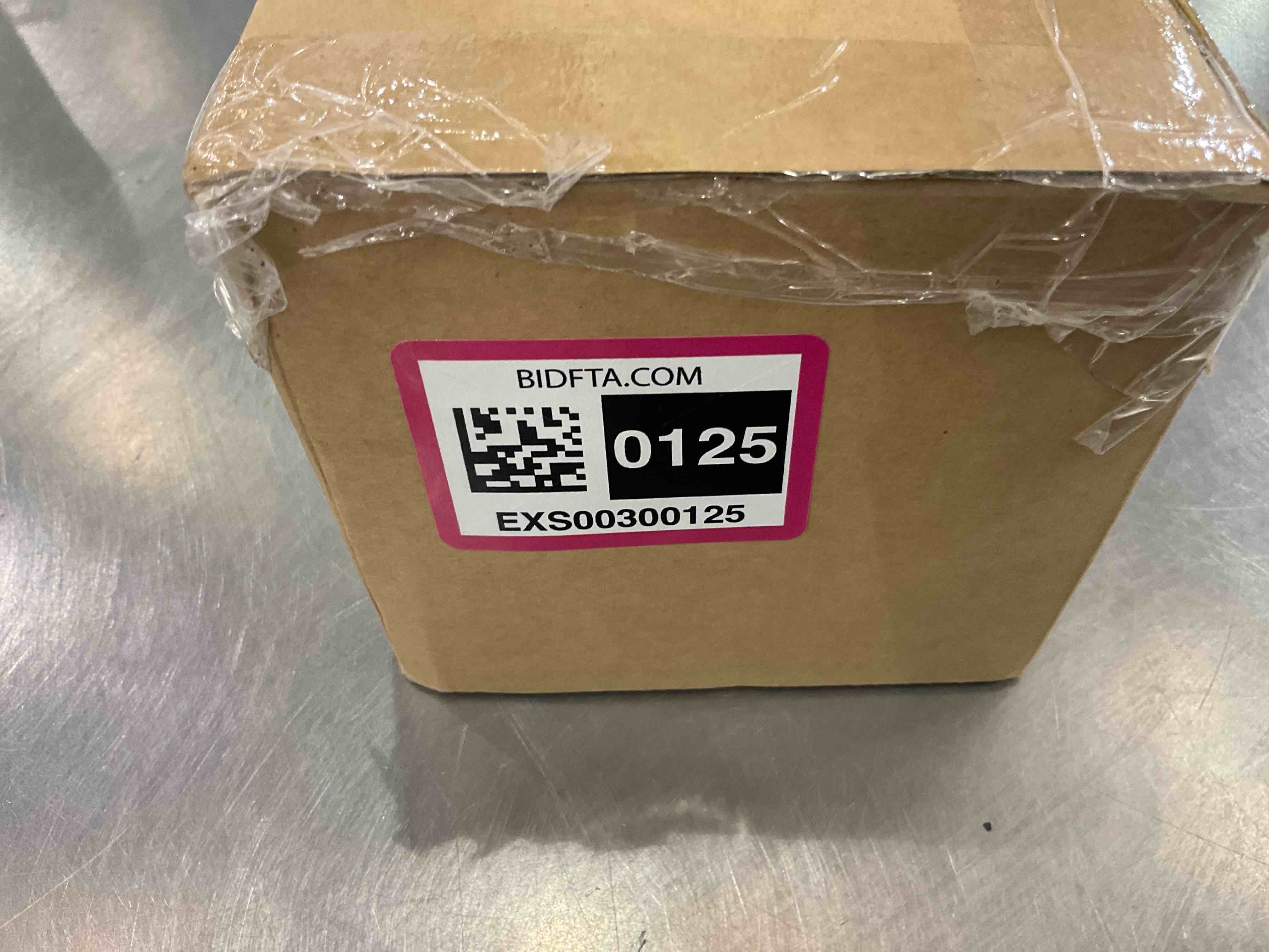 https://s3.amazonaws.com/lotting-images-prod/bidfta/EXS00300125_1687546460913.jpeg