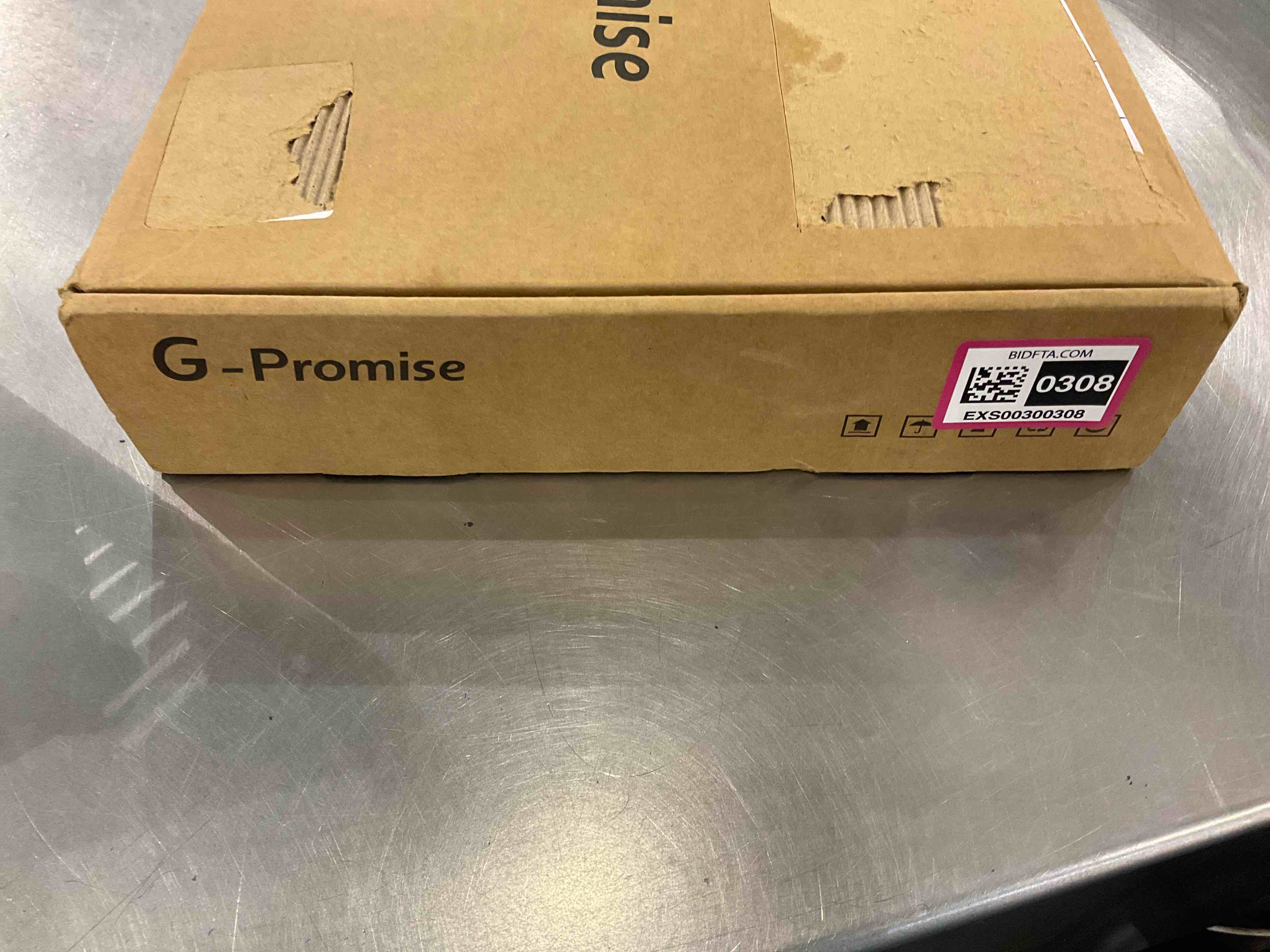 https://s3.amazonaws.com/lotting-images-prod/bidfta/EXS00300308_1687865888852.jpeg