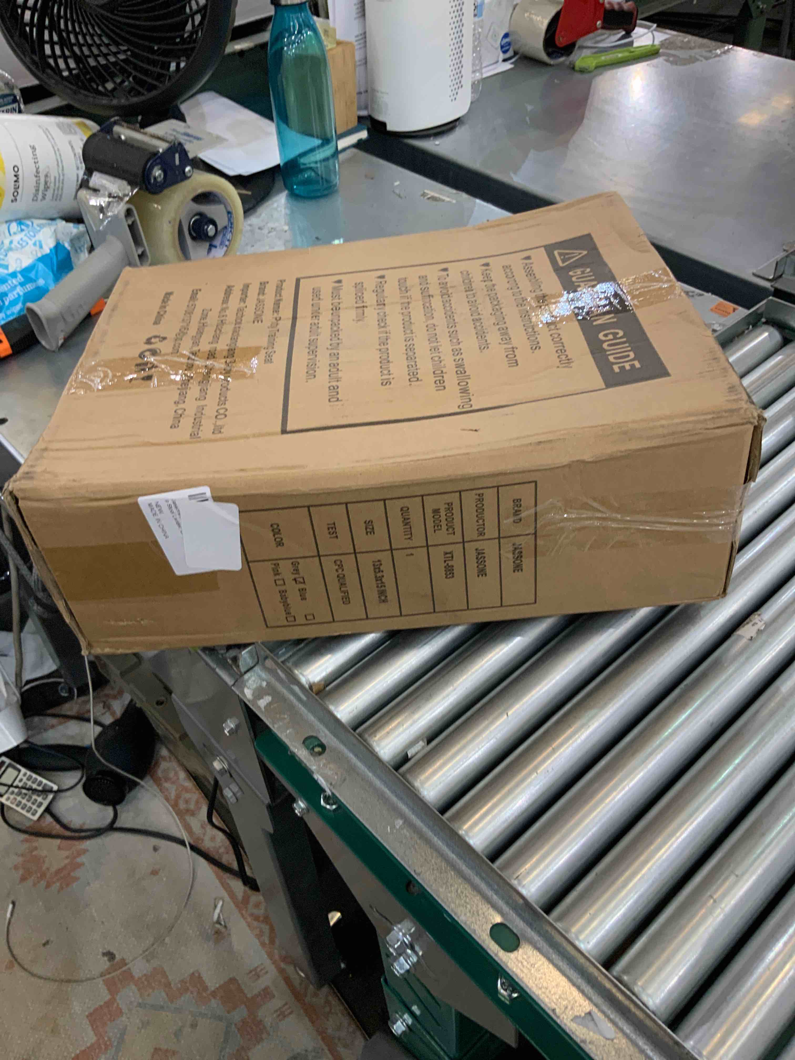 https://s3.amazonaws.com/lotting-images-prod/bidfta/EXS00300786_1687806136875.jpeg