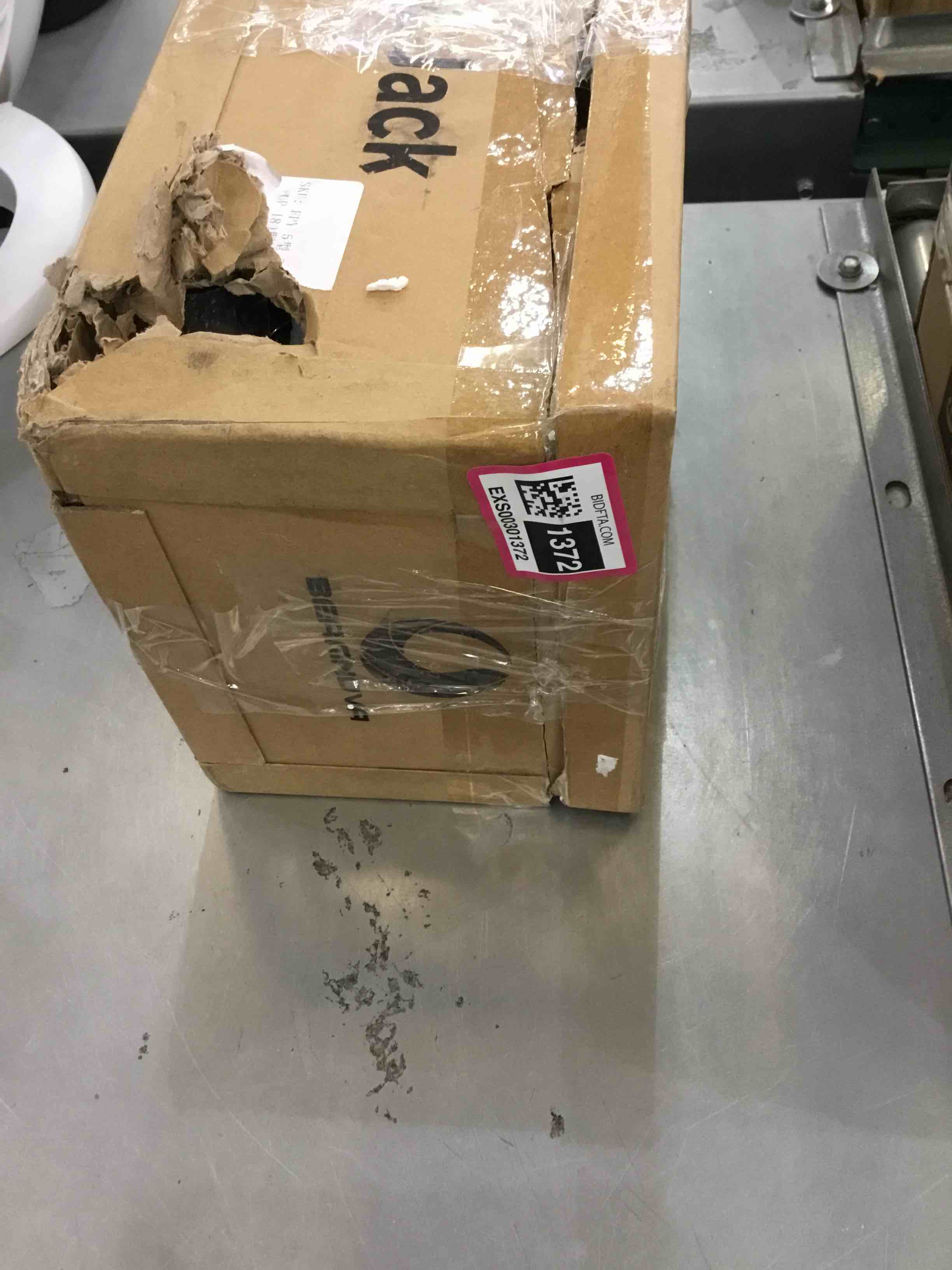 https://s3.amazonaws.com/lotting-images-prod/bidfta/EXS00301372_1689009857043.jpeg