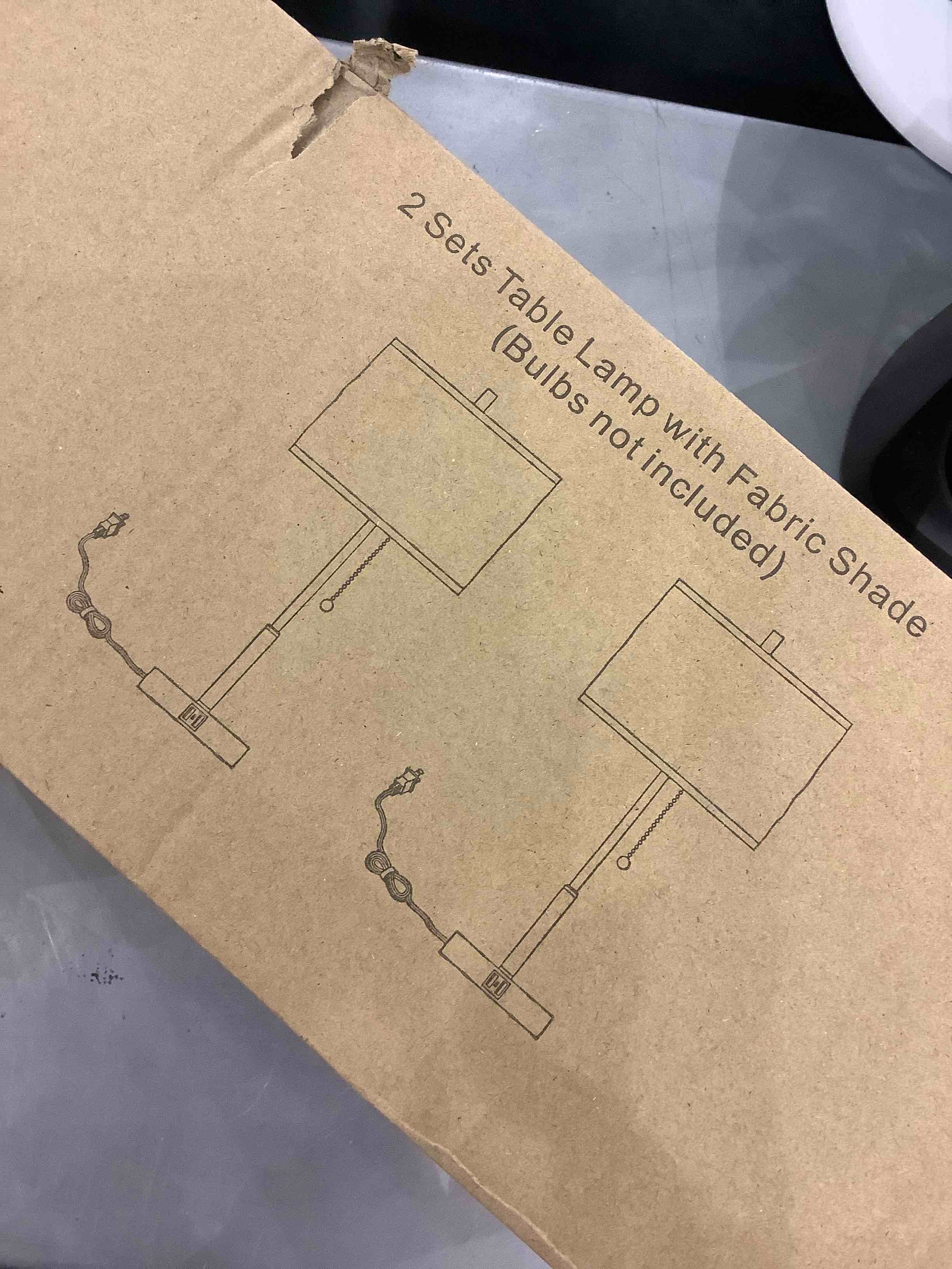 https://s3.amazonaws.com/lotting-images-prod/bidfta/EXS00301412_1689076327367.jpeg