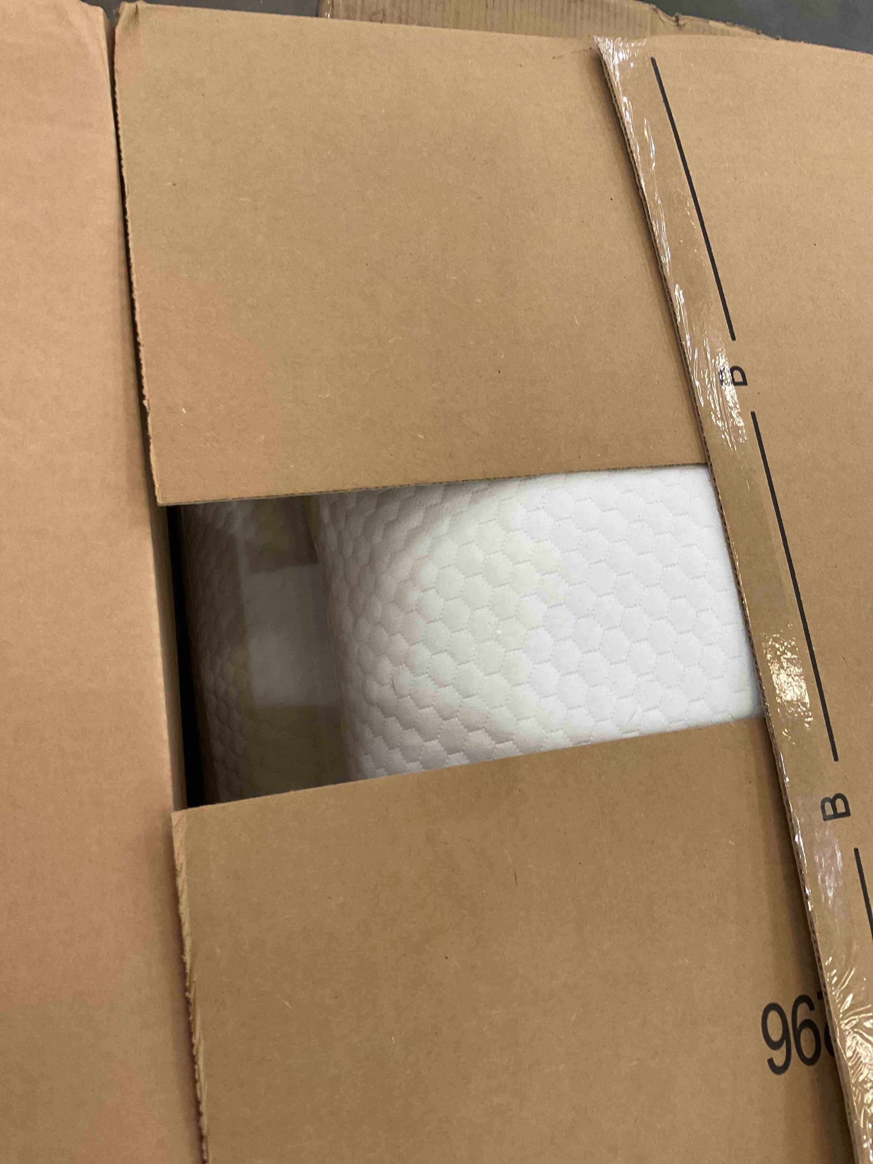 https://s3.amazonaws.com/lotting-images-prod/bidfta/EXS00301690_1688049508744.jpeg