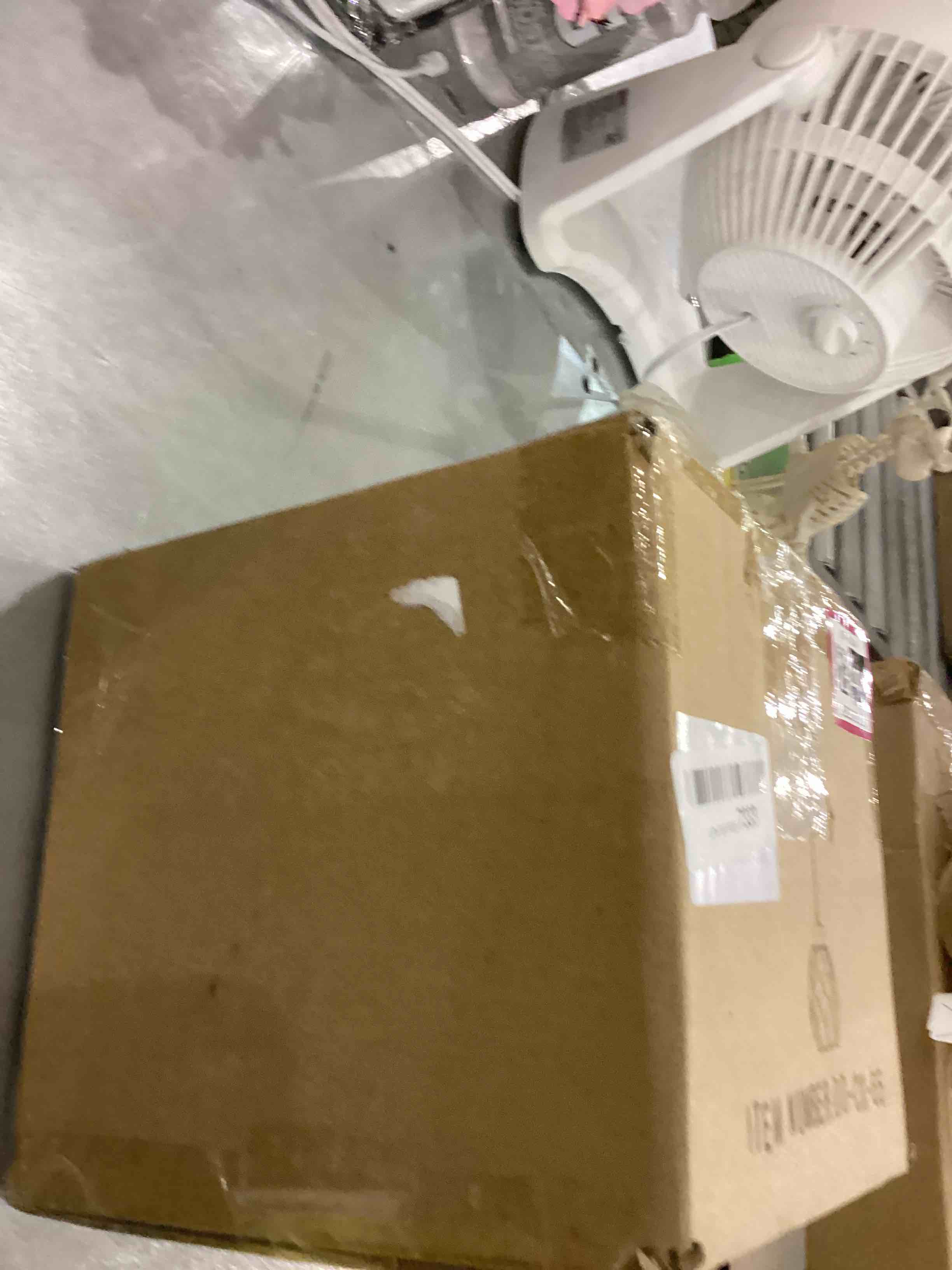 https://s3.amazonaws.com/lotting-images-prod/bidfta/EXS00302001_1687442548884.jpeg