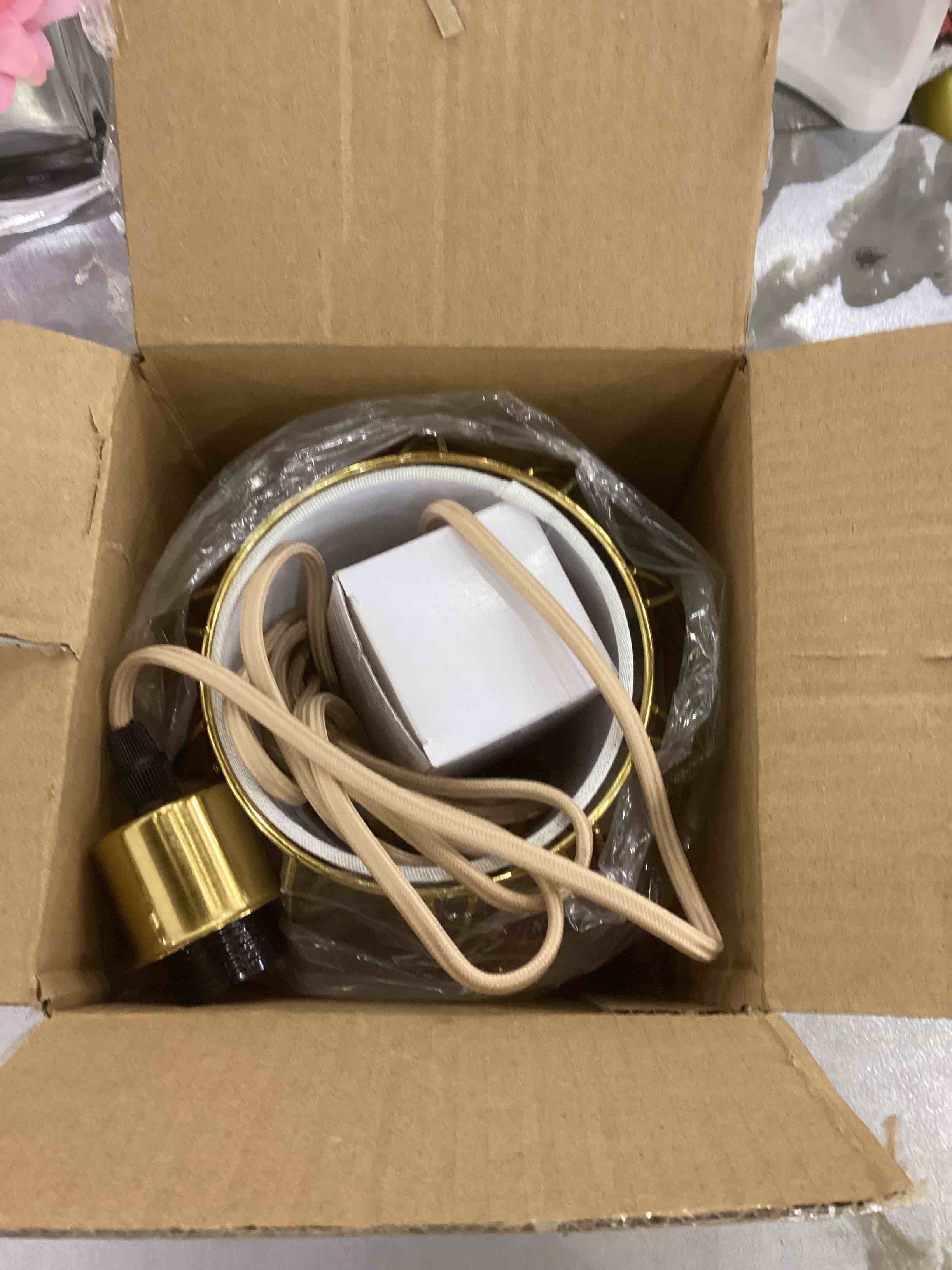 https://s3.amazonaws.com/lotting-images-prod/bidfta/EXS00302001_1687442565478.jpeg