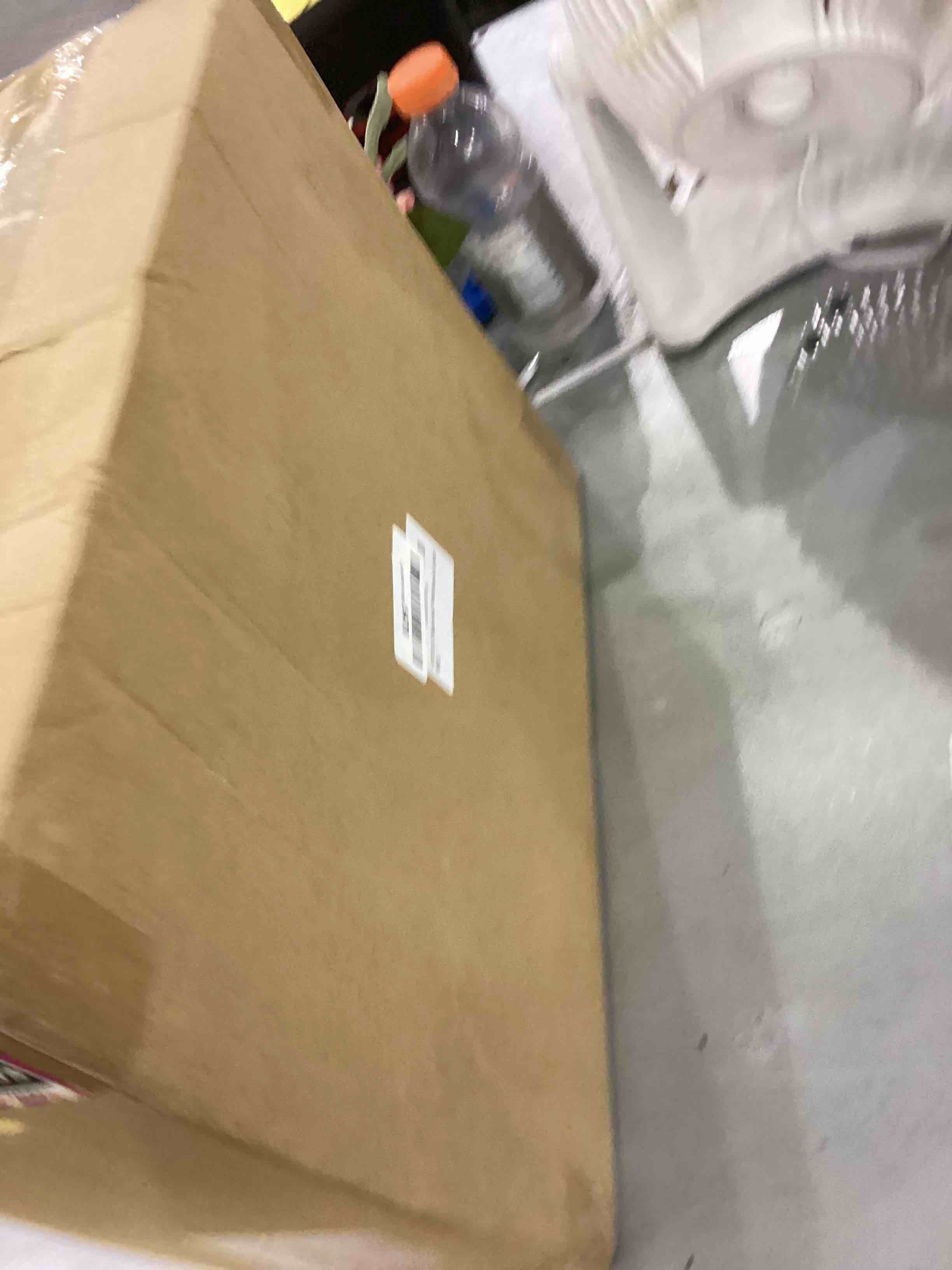 https://s3.amazonaws.com/lotting-images-prod/bidfta/EXS00302003_1687443192321.jpeg