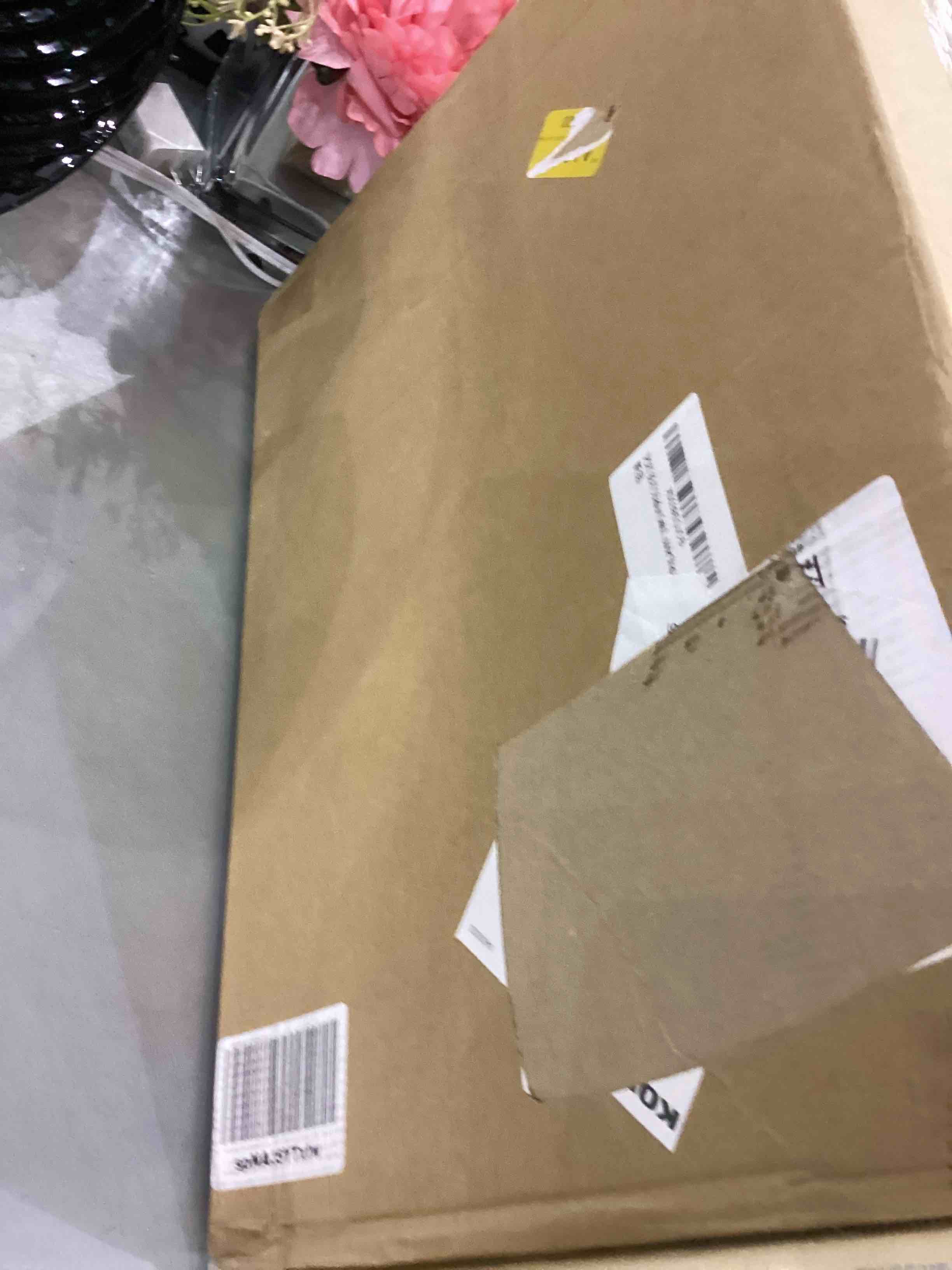 https://s3.amazonaws.com/lotting-images-prod/bidfta/EXS00302003_1687443193708.jpeg