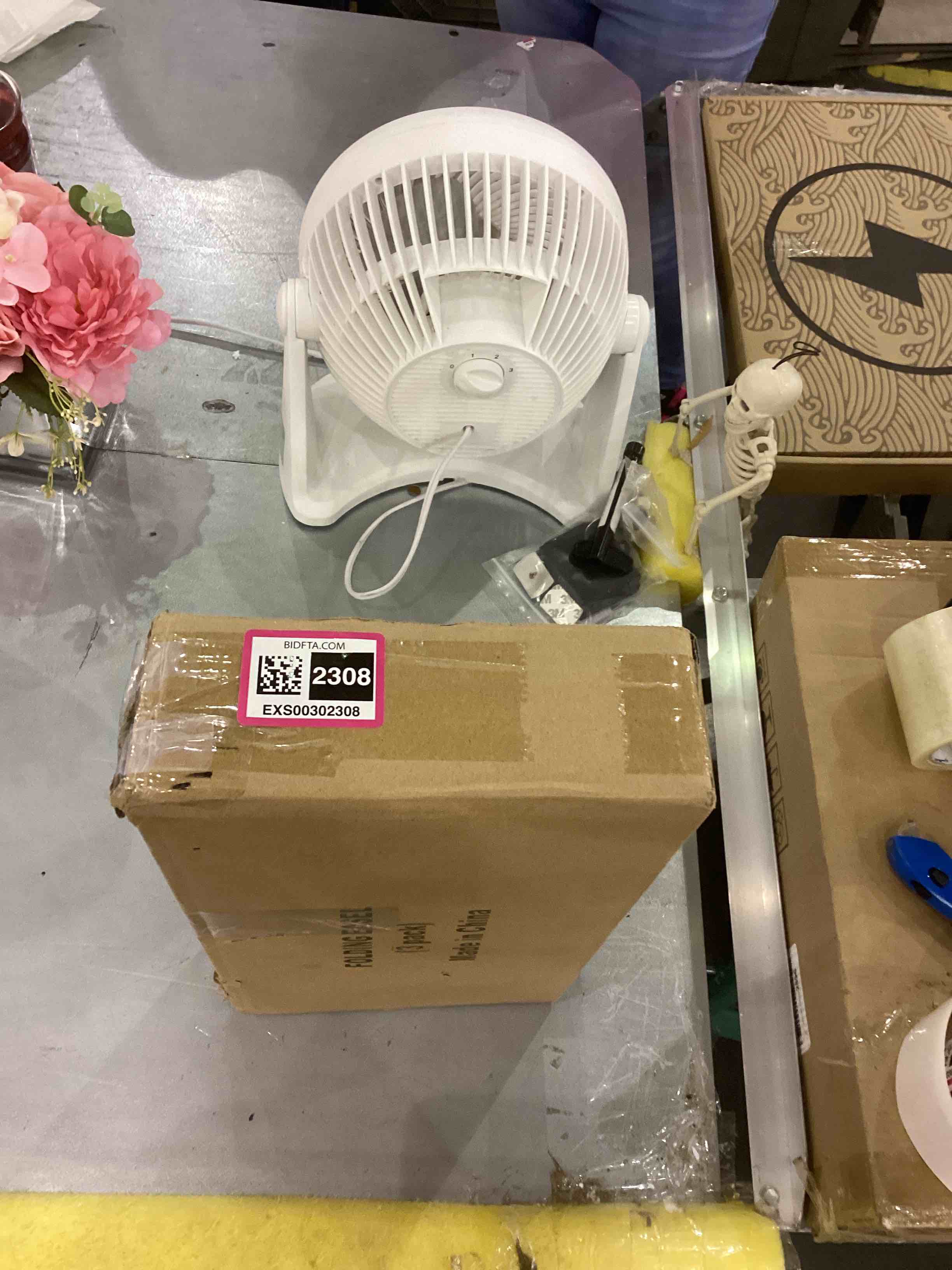 https://s3.amazonaws.com/lotting-images-prod/bidfta/EXS00302308_1687865920172.jpeg