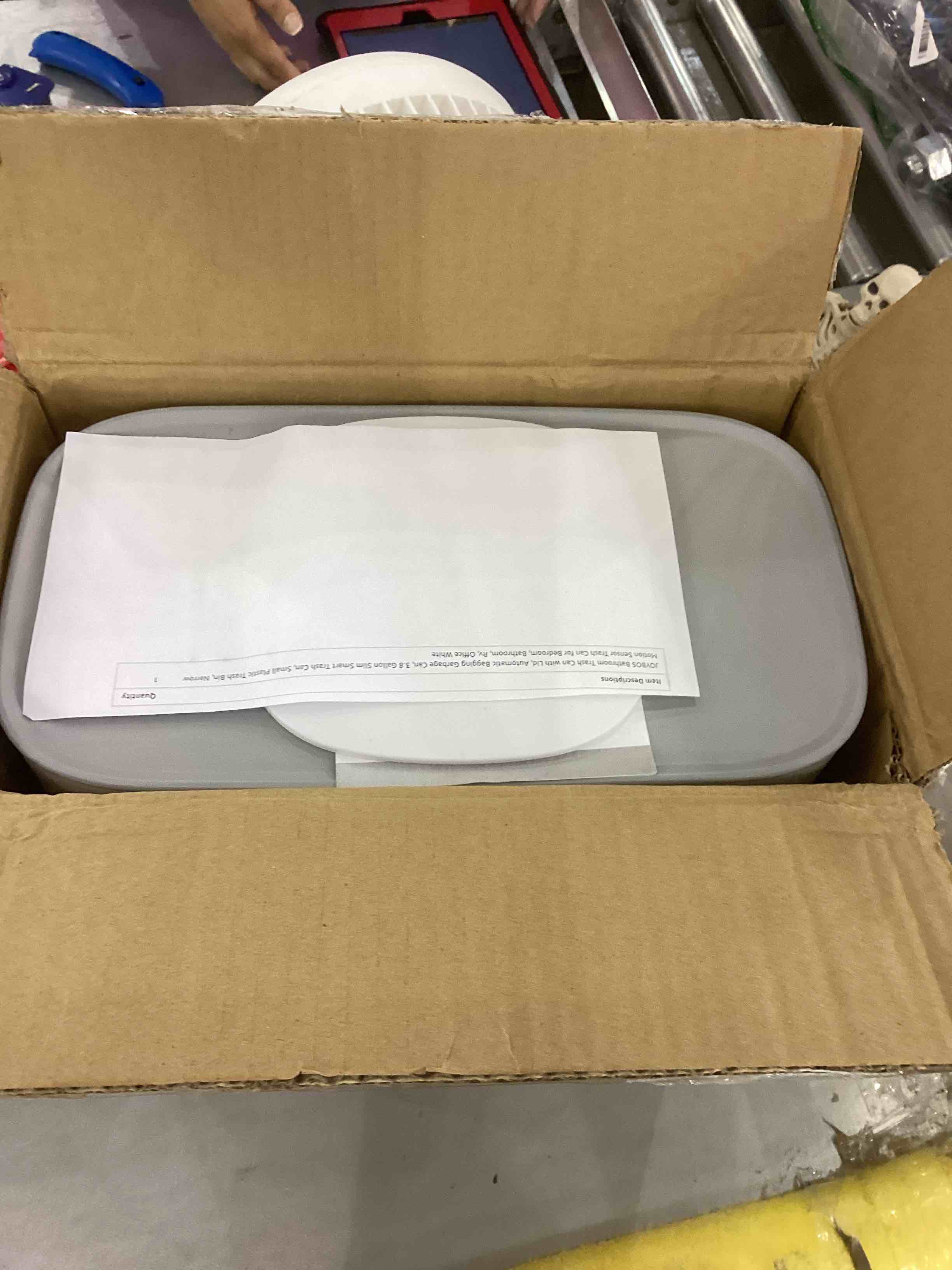 https://s3.amazonaws.com/lotting-images-prod/bidfta/EXS00302337_1687869524183.jpeg