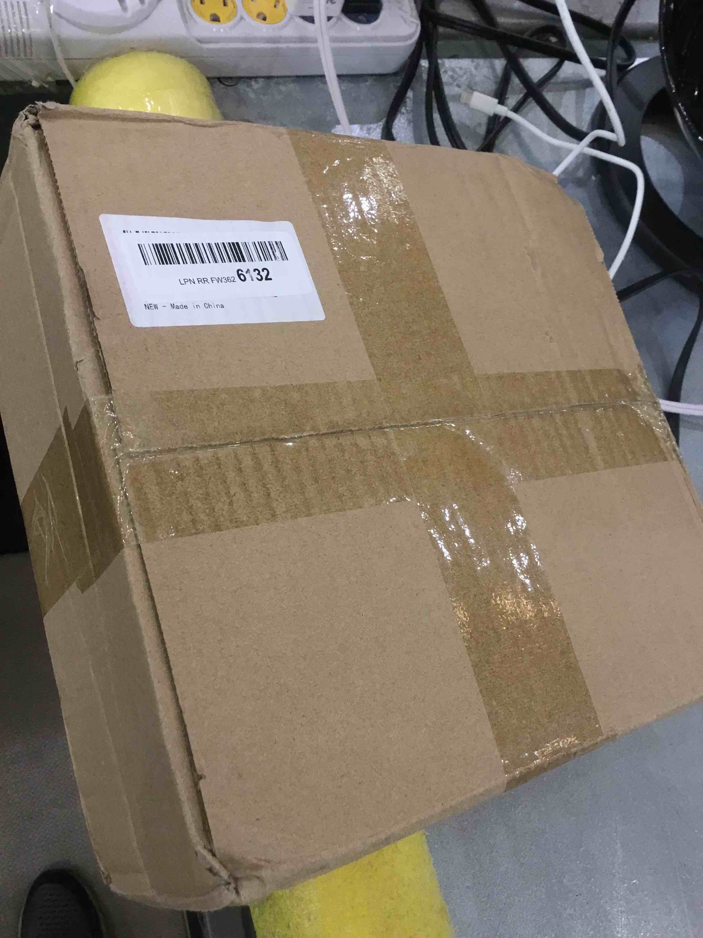 https://s3.amazonaws.com/lotting-images-prod/bidfta/EXS00302478_1687967547856.jpeg