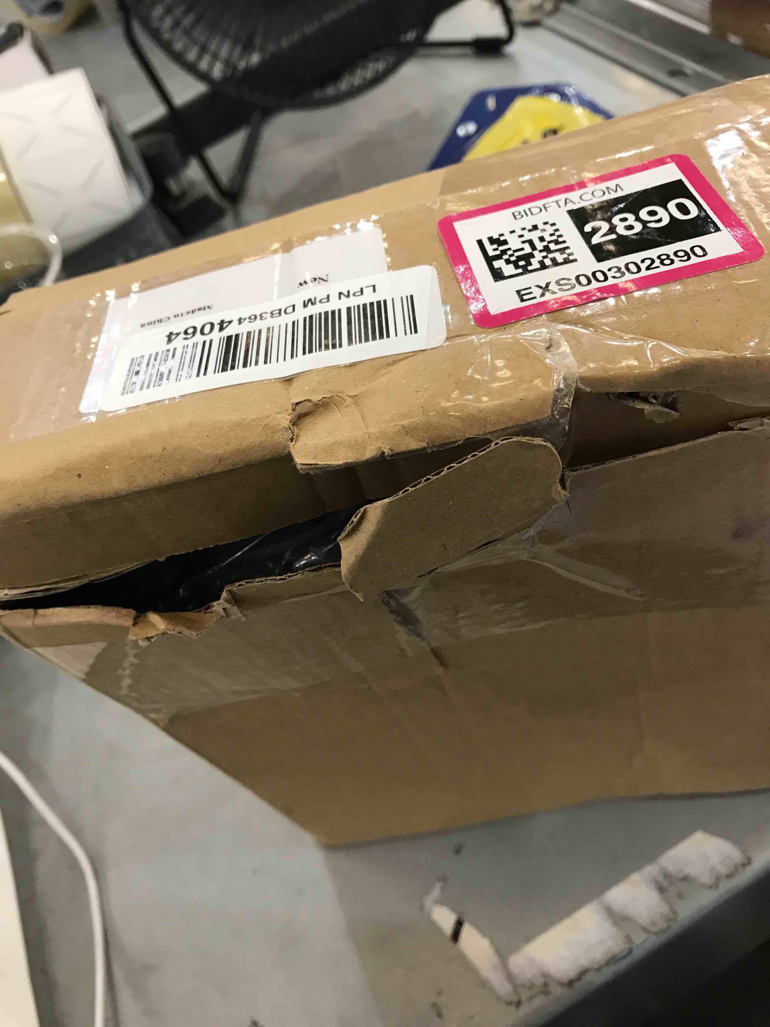 https://s3.amazonaws.com/lotting-images-prod/bidfta/EXS00302890_1688744749409.jpeg