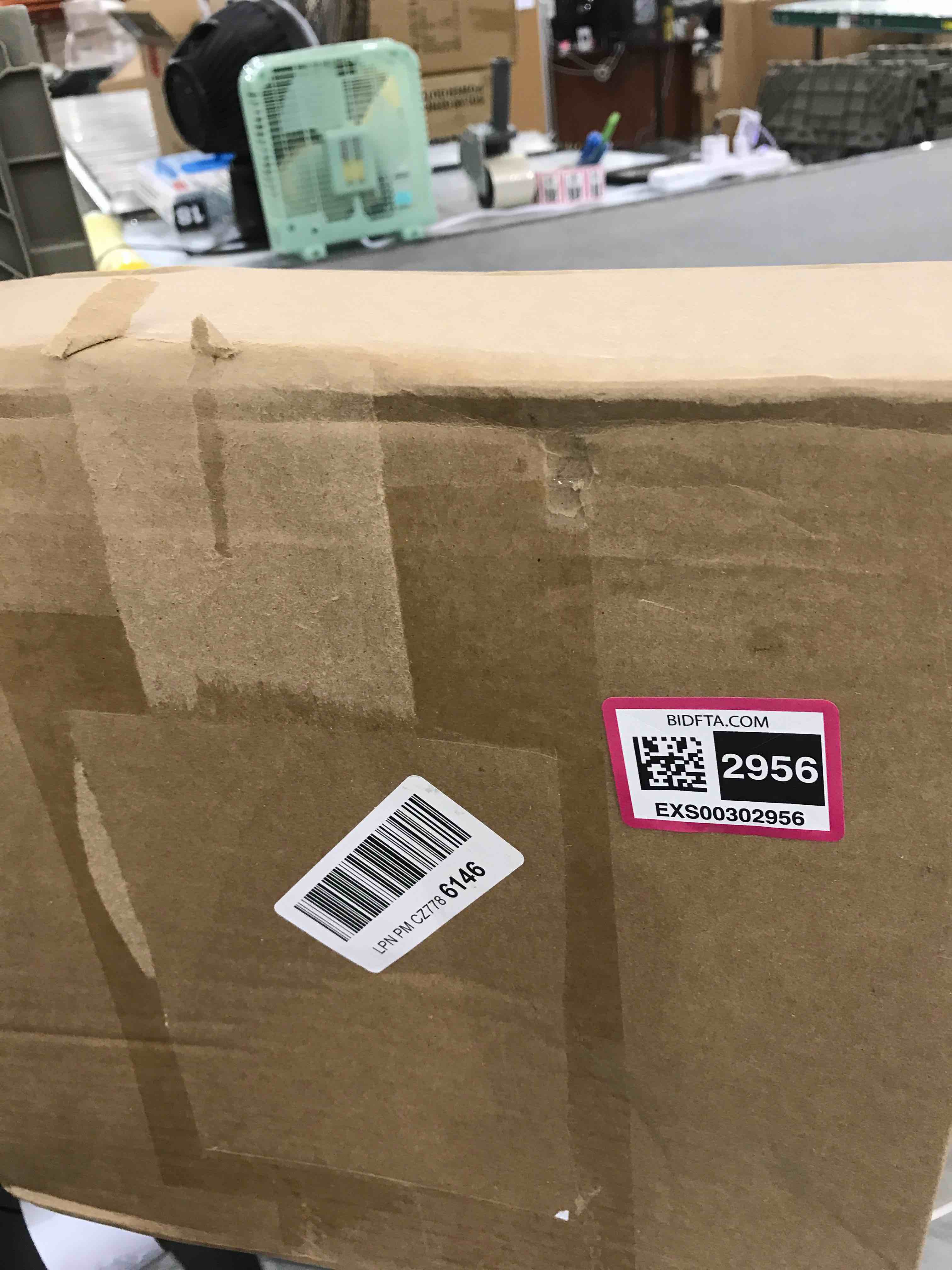 https://s3.amazonaws.com/lotting-images-prod/bidfta/EXS00302956_1688758286508.jpeg