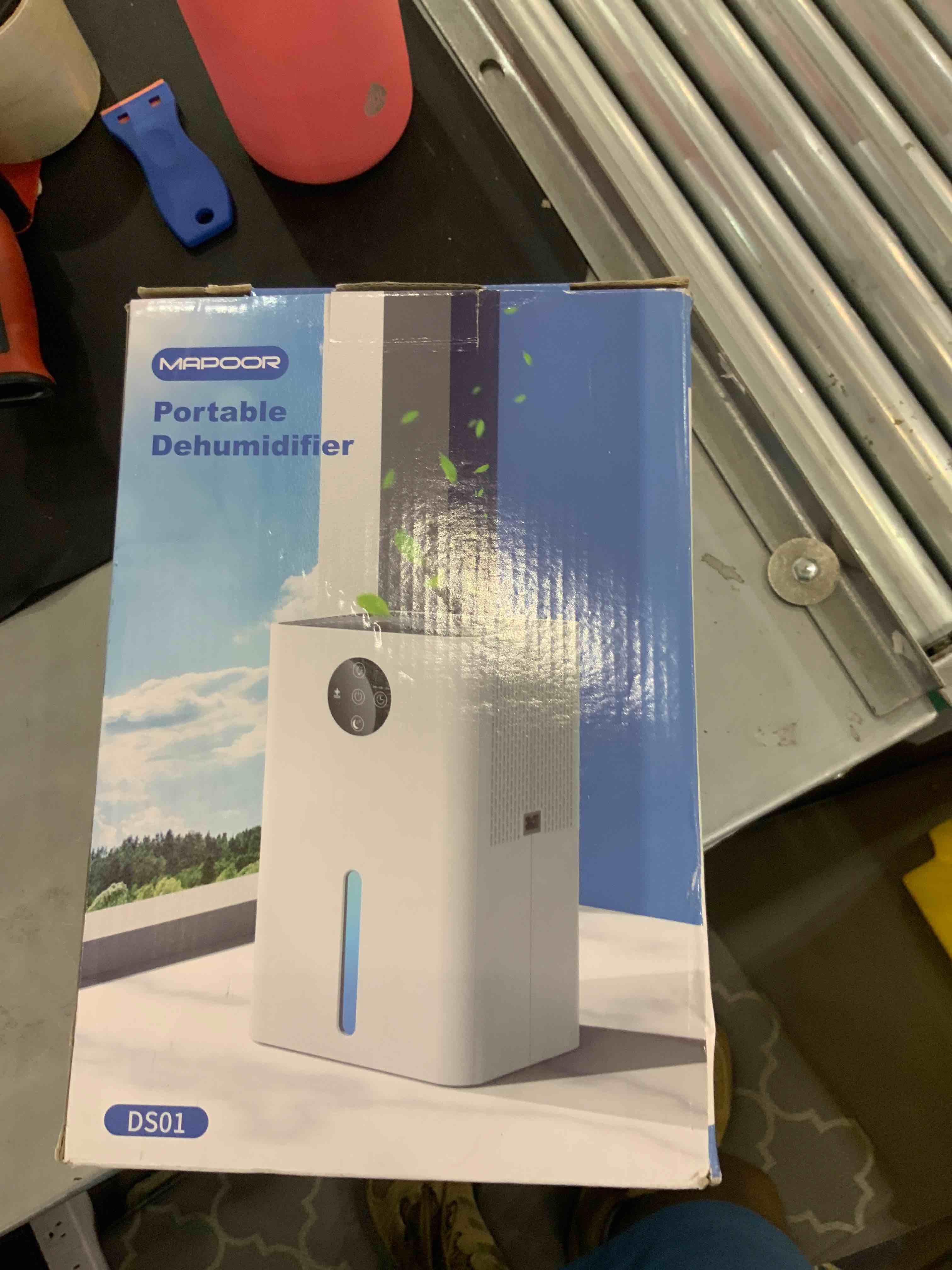 https://s3.amazonaws.com/lotting-images-prod/bidfta/EXS00303376_1691065328478.jpeg