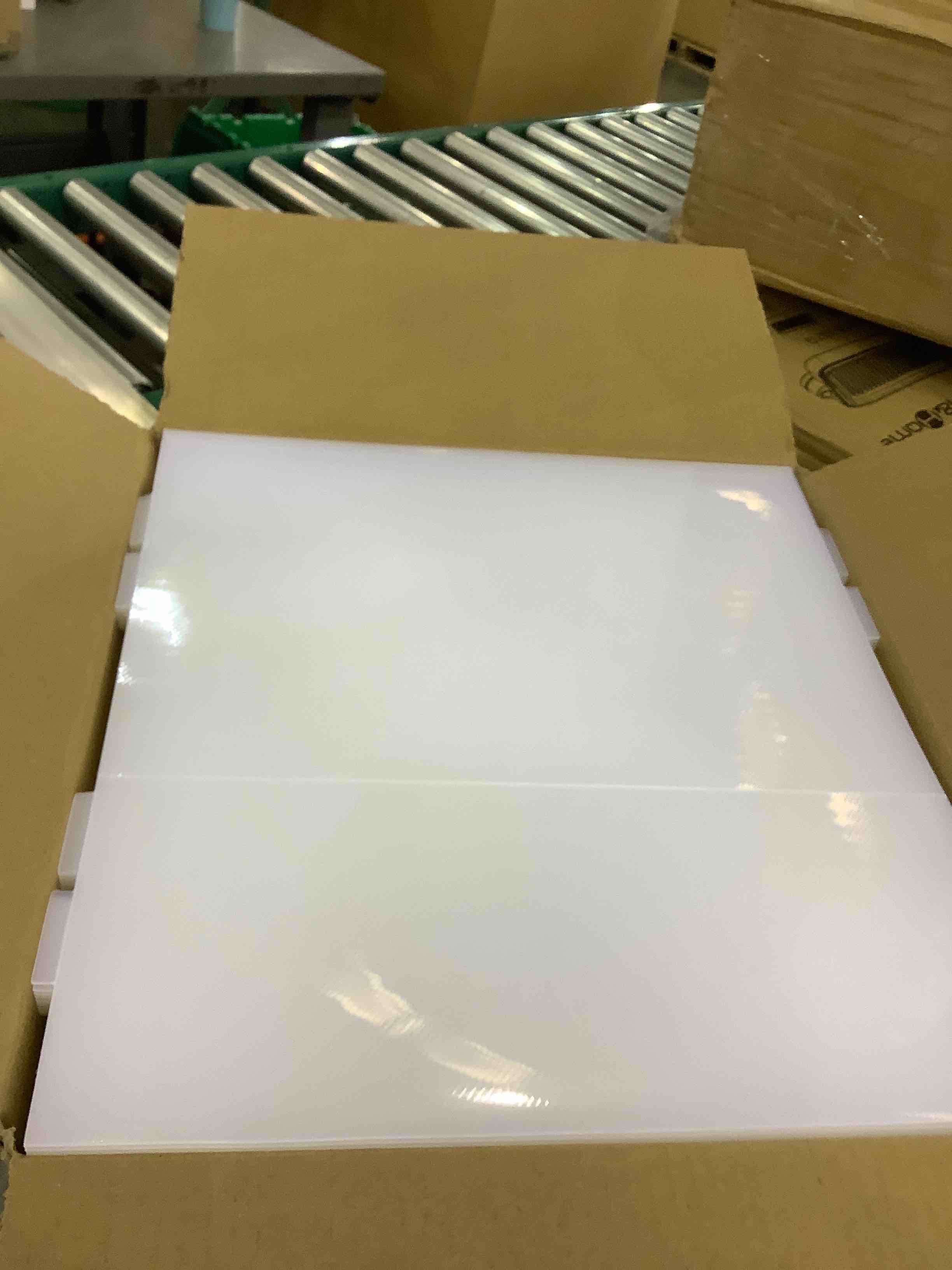 https://s3.amazonaws.com/lotting-images-prod/bidfta/EXS00304493_1687886498812.jpeg