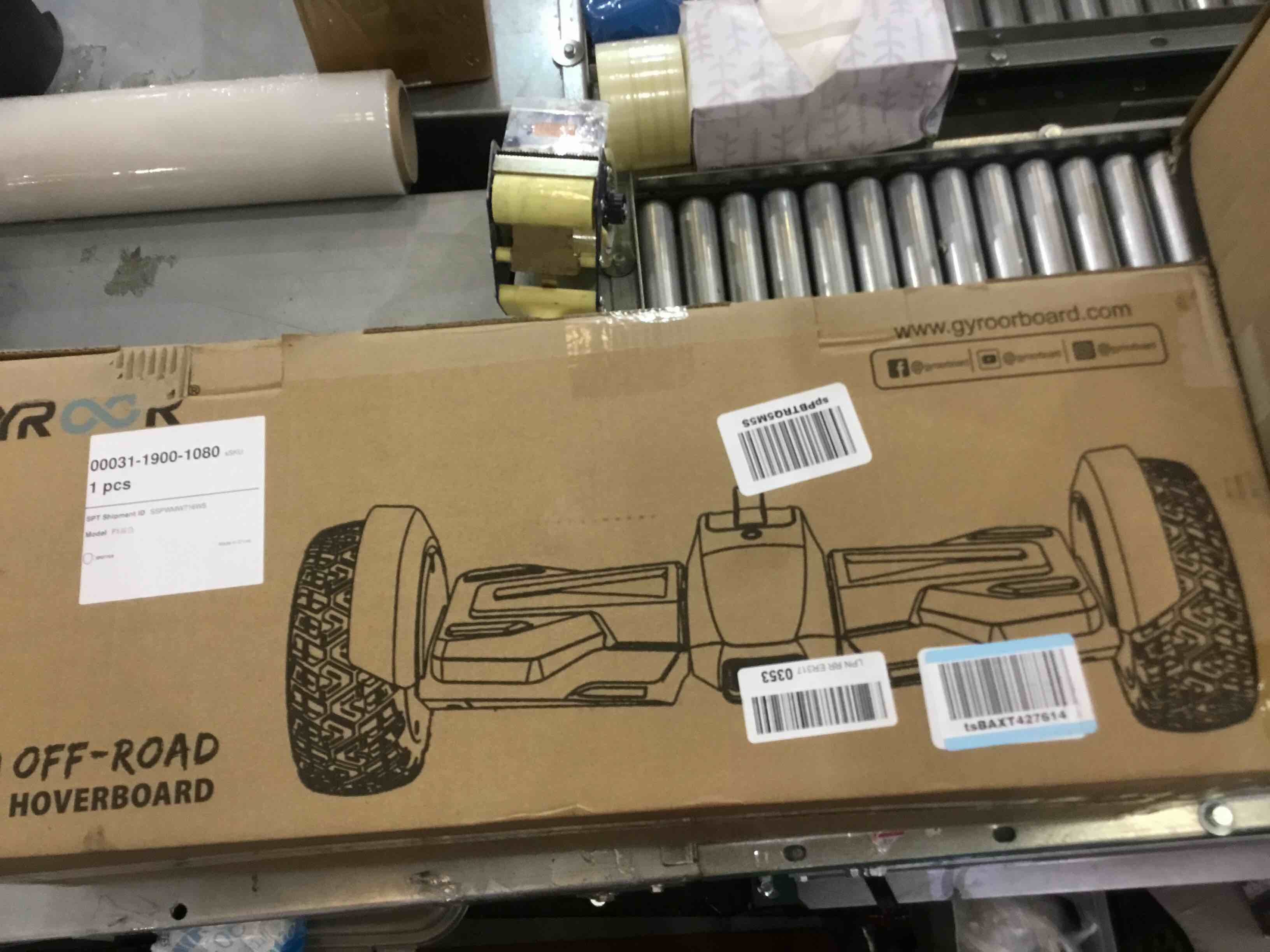 https://s3.amazonaws.com/lotting-images-prod/bidfta/EXS00304692_1687786871478.jpeg